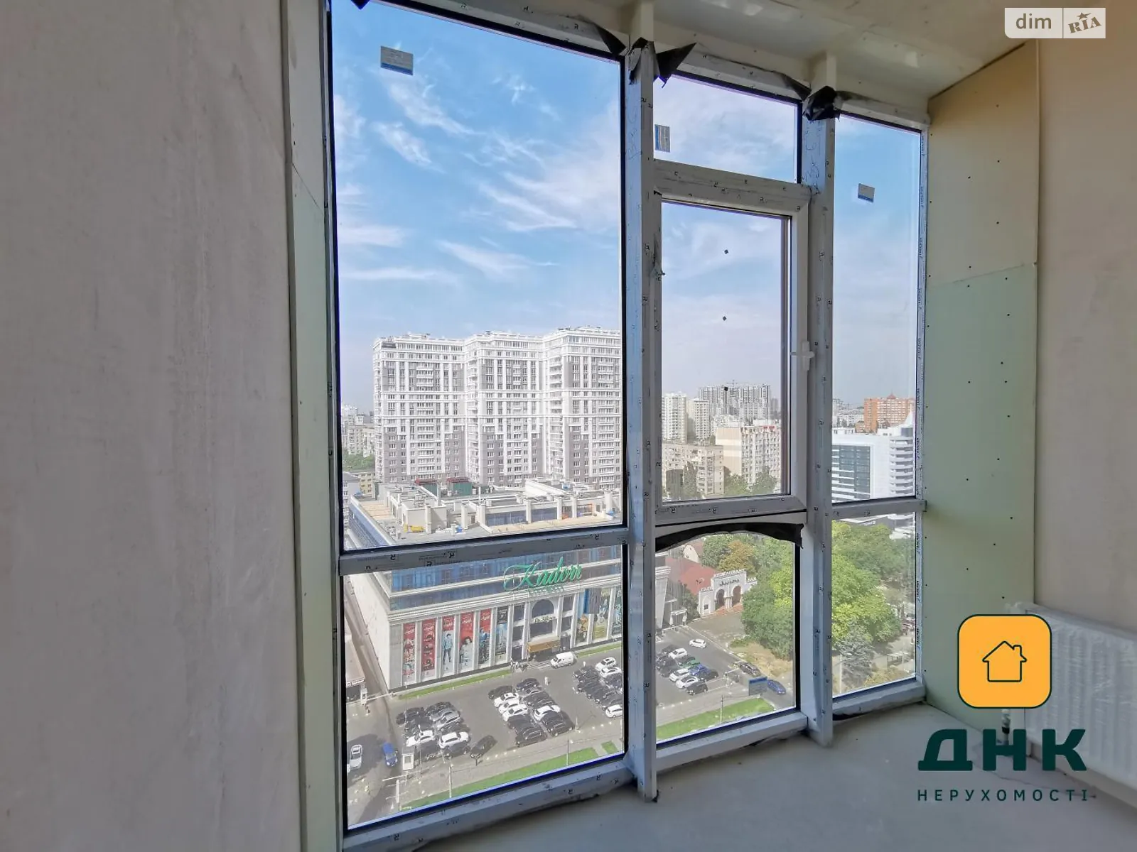 Продается 3-комнатная квартира 105 кв. м в Одессе, ул. Генуэзская, 3Б - фото 1