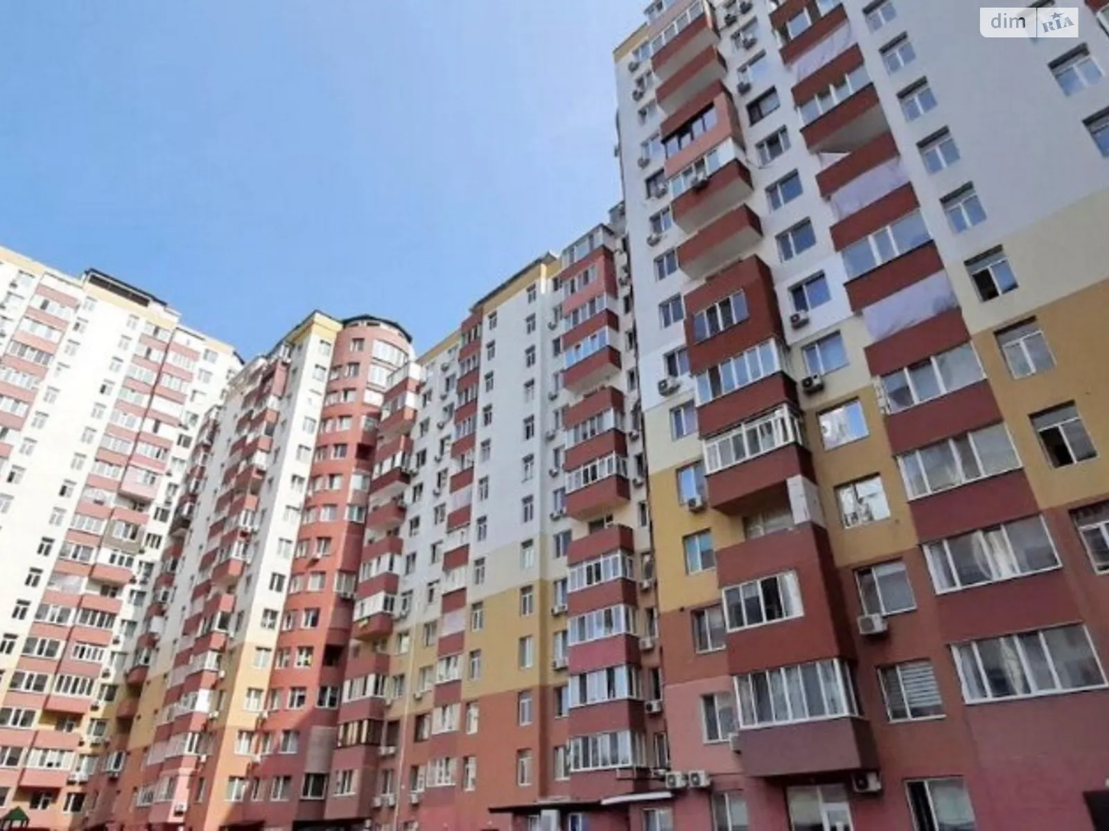 Продается 3-комнатная квартира 103 кв. м в Одессе, ул. Педагогическая, 21 - фото 1
