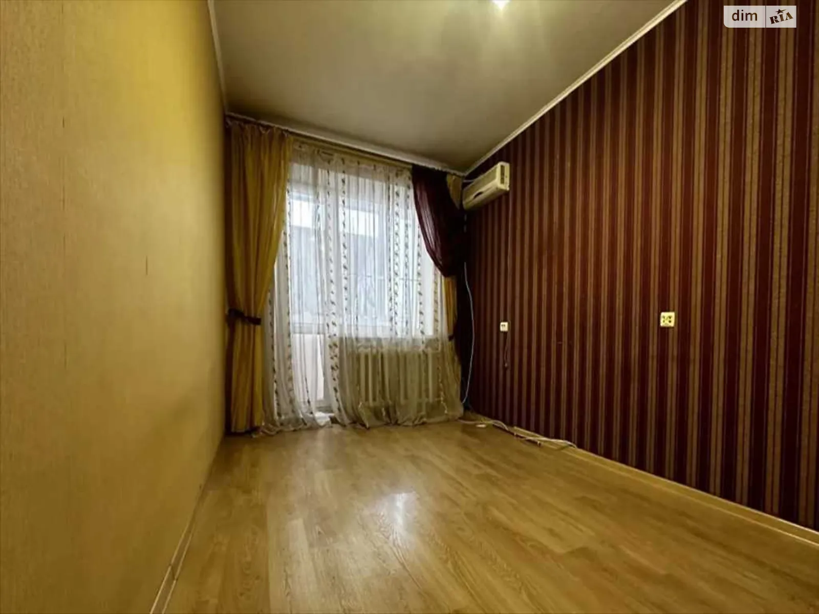 Продается 1-комнатная квартира 34 кв. м в Полтаве, цена: 36000 $