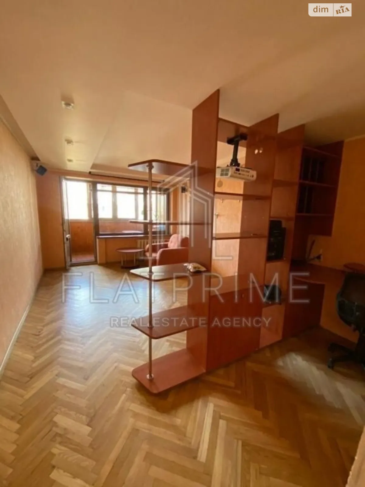 Продается 3-комнатная квартира 86 кв. м в Киеве, ул. Резницкая, 8 - фото 1