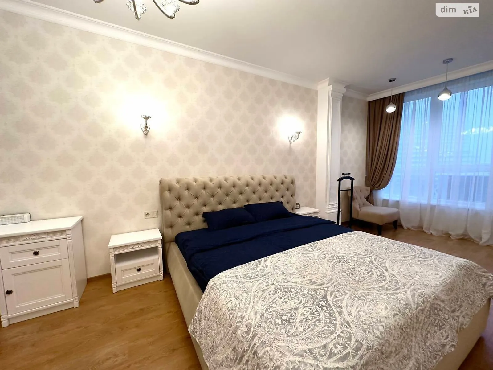 Продается 1-комнатная квартира 81 кв. м в Одессе, цена: 120000 $