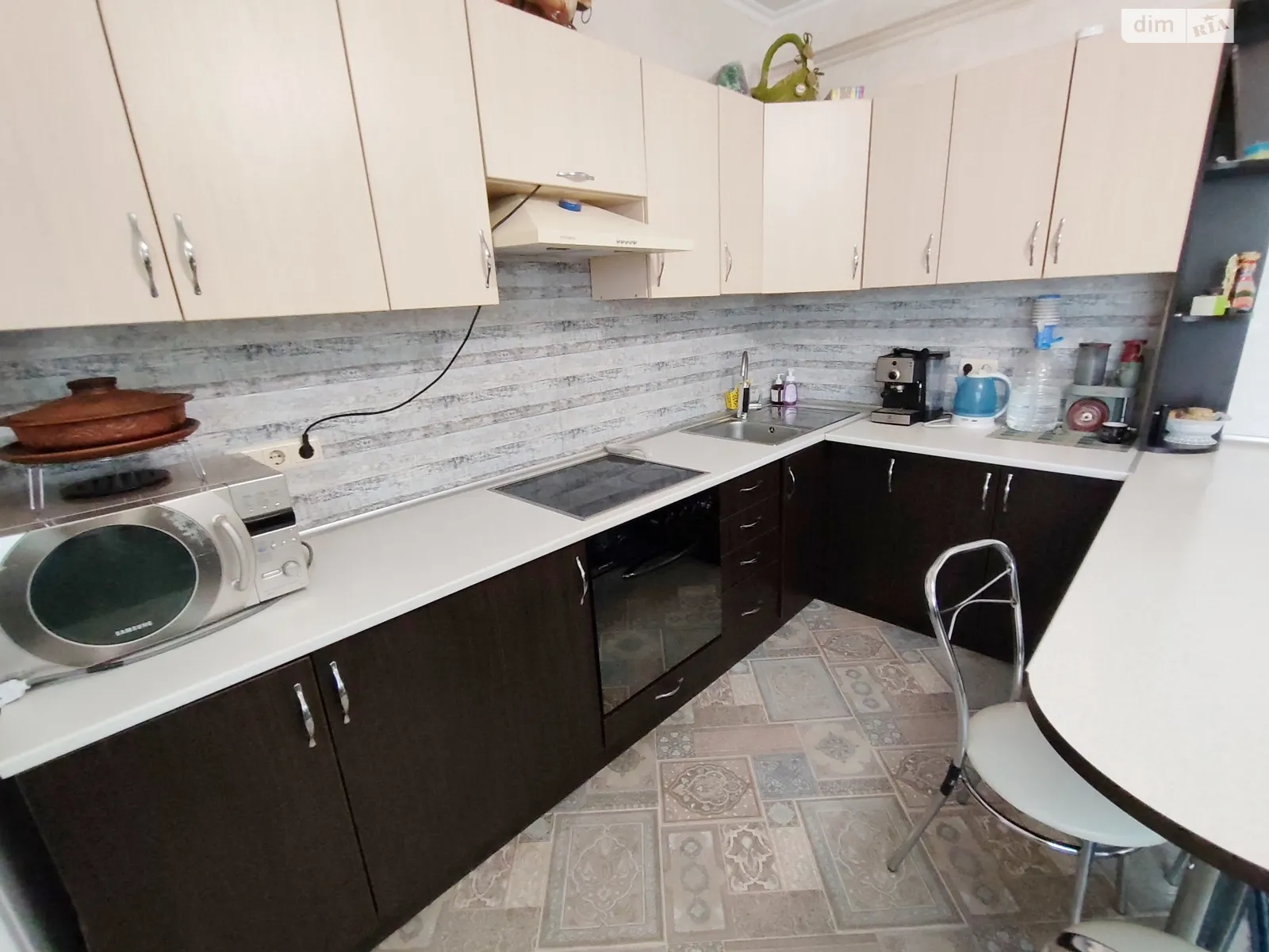 Продается 1-комнатная квартира 39.3 кв. м в Ирпене, ул. Полтавская, 27А - фото 1