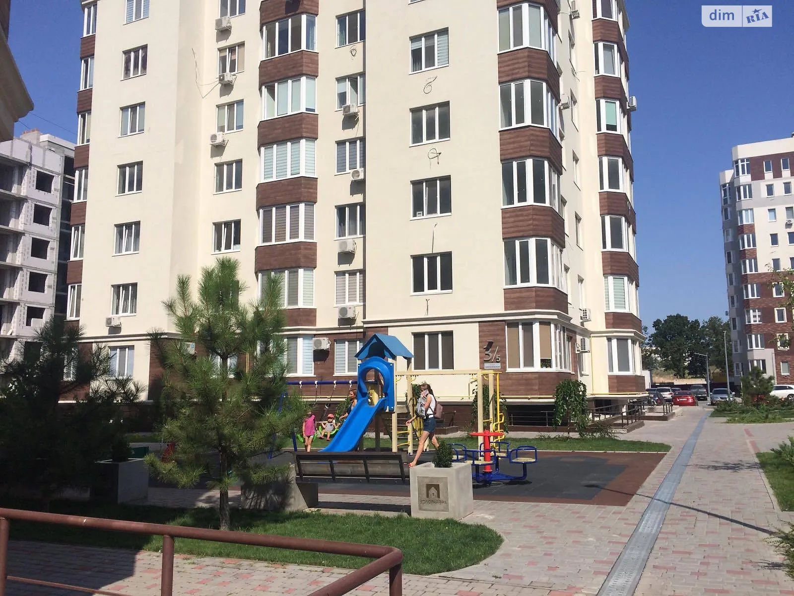 Продается 1-комнатная квартира 38 кв. м в Одессе, ул. Южная (Лески) - фото 1