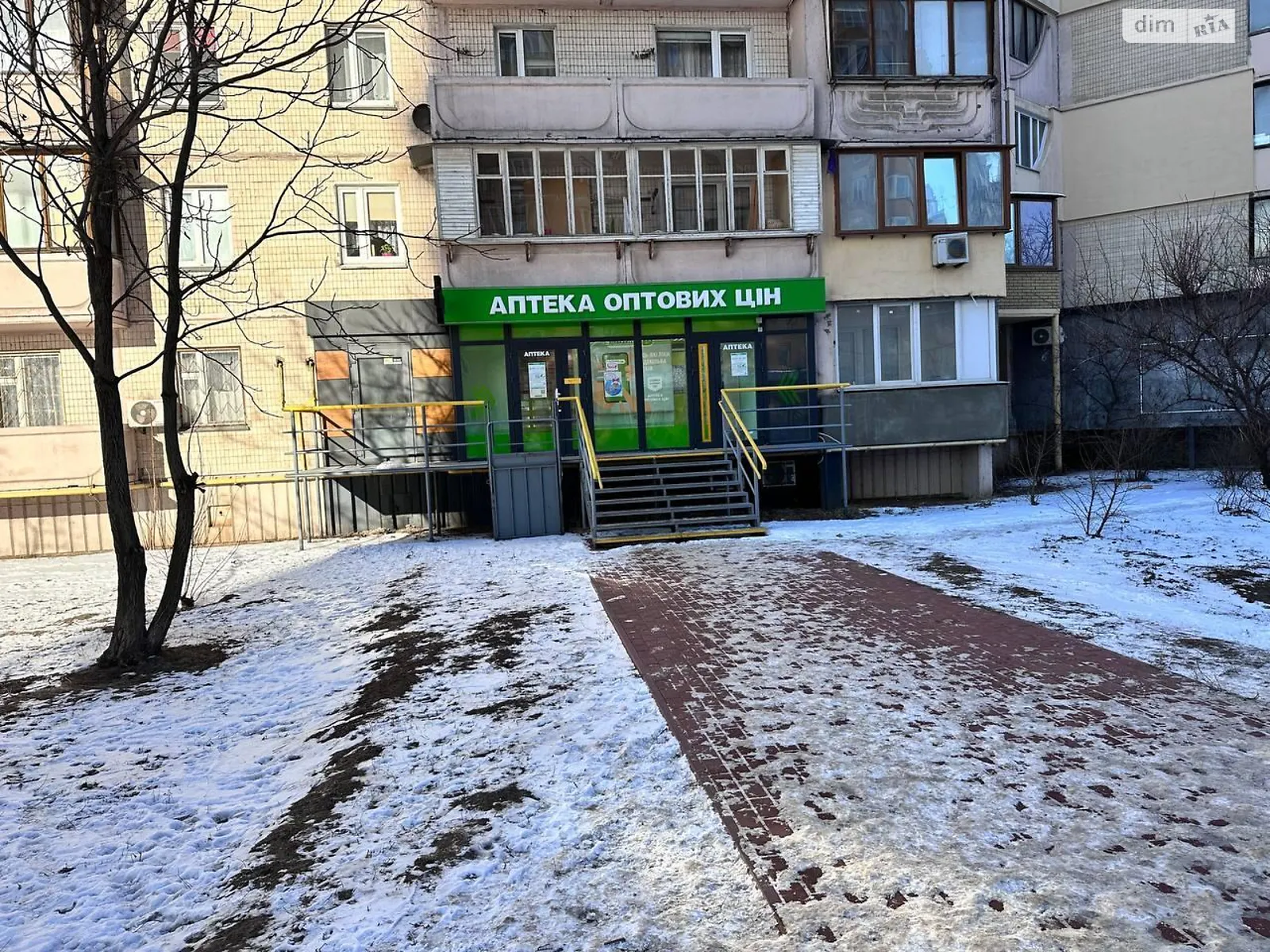 Продается объект сферы услуг 56 кв. м в 10-этажном здании - фото 2