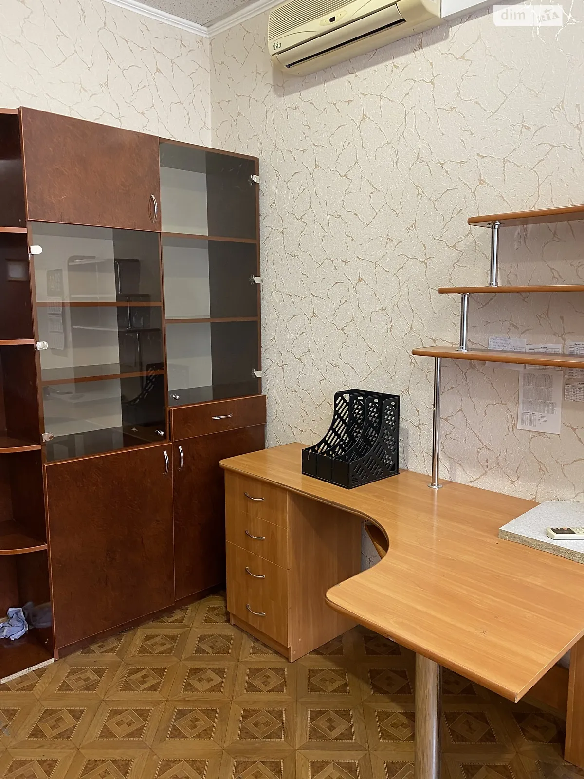 Продается офис 130 кв. м в бизнес-центре, цена: 103000 $