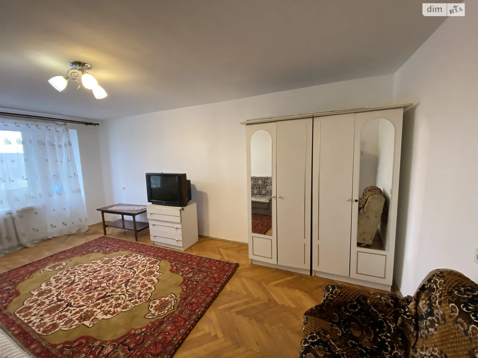 1-комнатная квартира 34 кв. м в Тернополе, ул. Золотогорская - фото 2