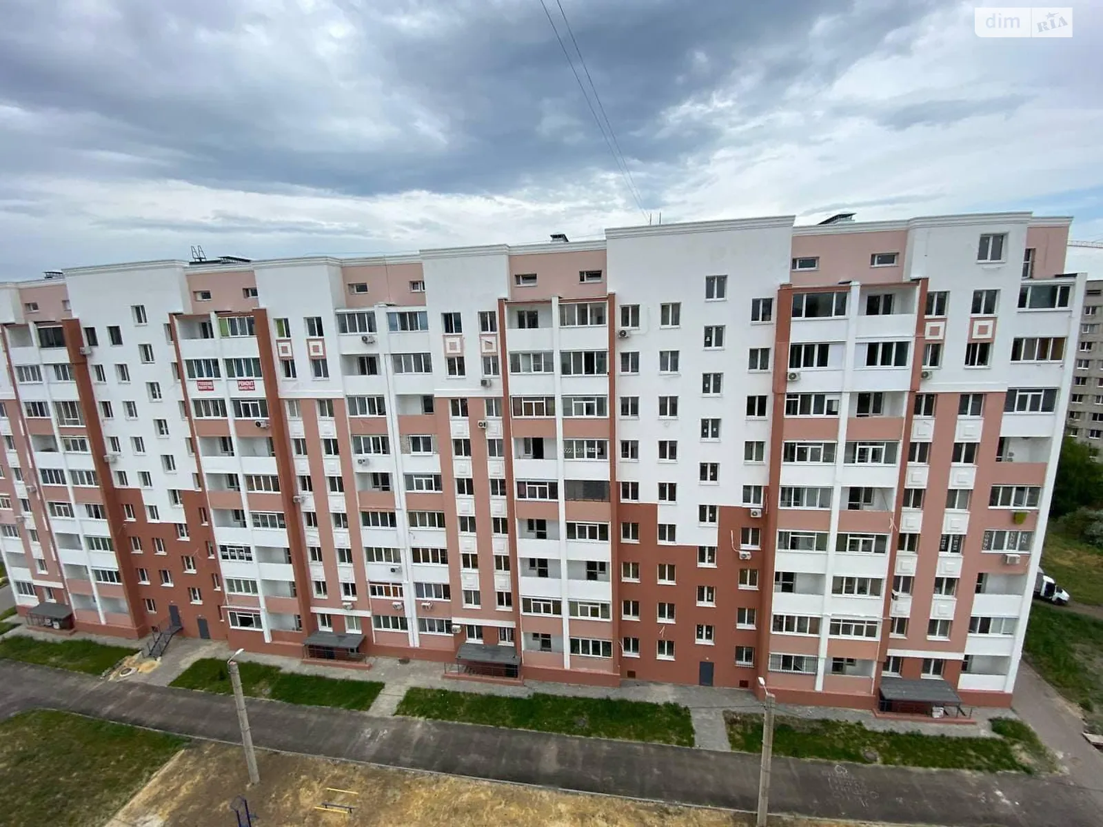 Продается 2-комнатная квартира 56 кв. м в Харькове, цена: 24900 $