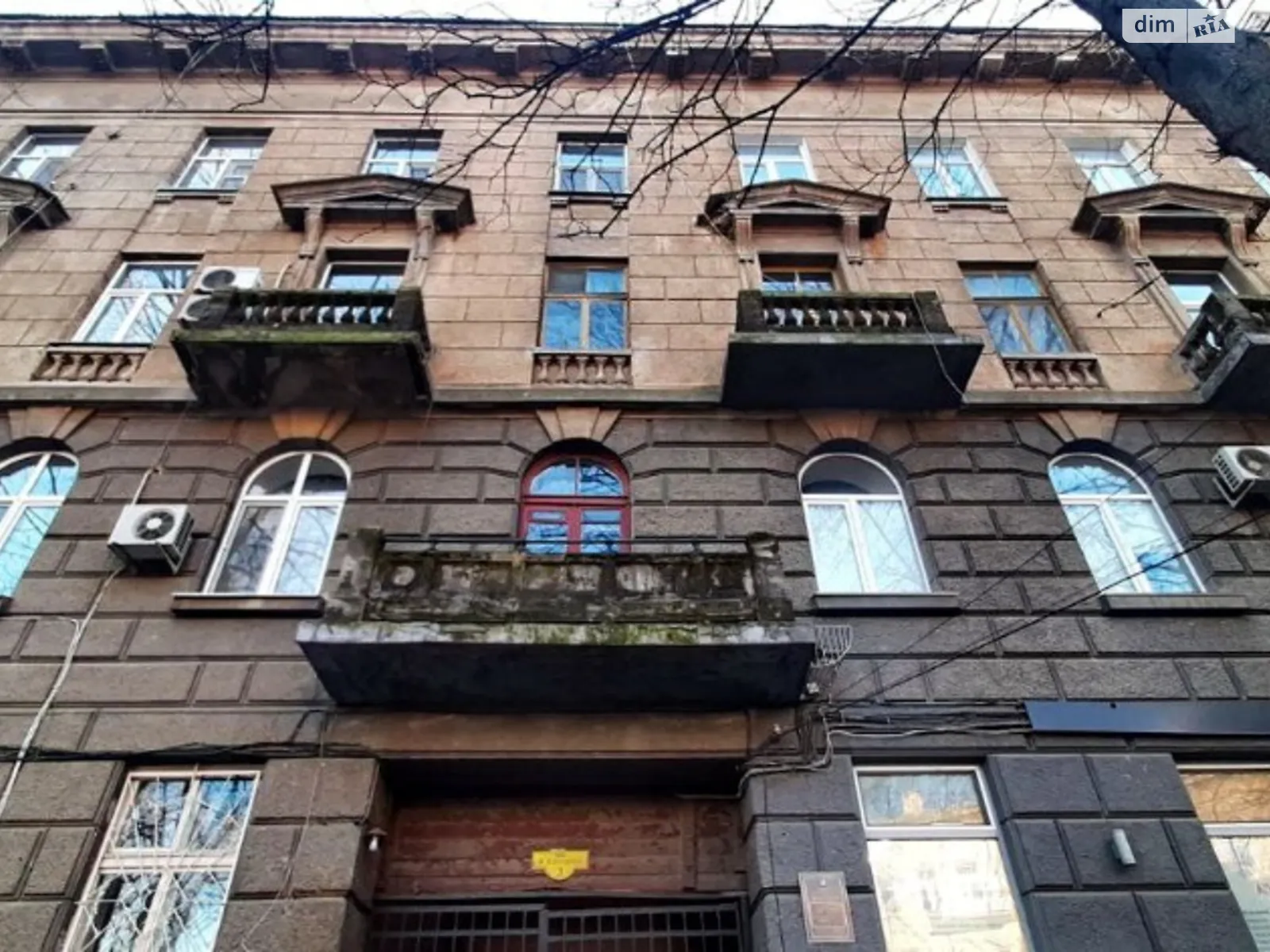 Продается 3-комнатная квартира 90 кв. м в Одессе, пл. Веры Холодной, 3 - фото 1