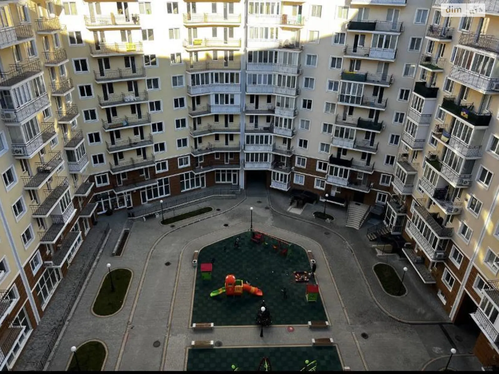 Продается 1-комнатная квартира 40 кв. м в Одессе, ул. Люстдорфская дорога, 100З