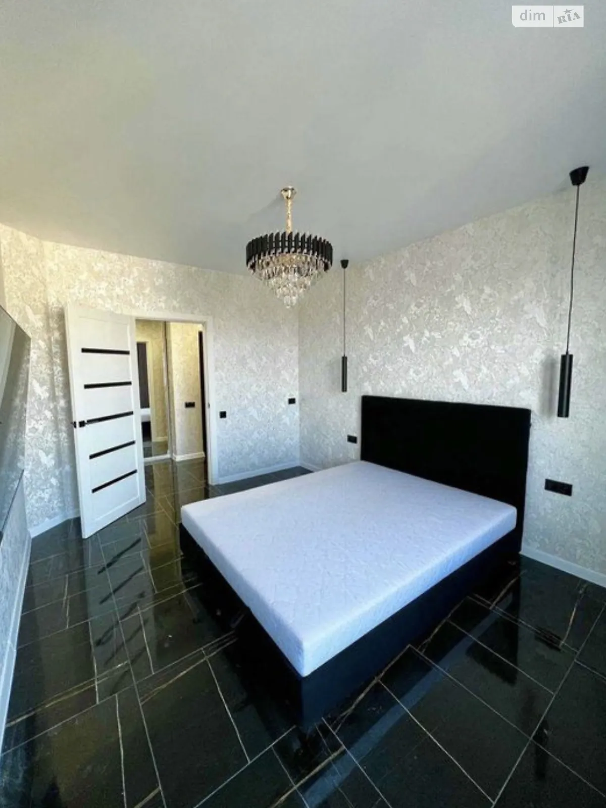 Продается 1-комнатная квартира 40 кв. м в Одессе, цена: 40500 $