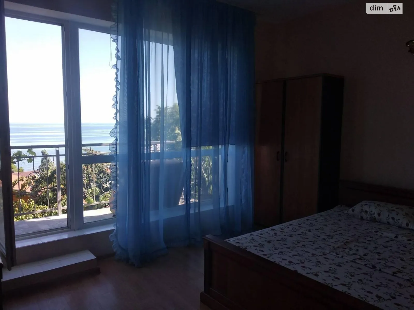 Продается дом на 2 этажа 310 кв. м с верандой, цена: 185000 $ - фото 1