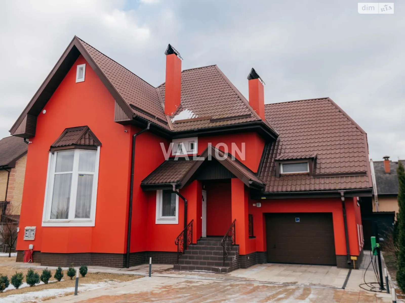 Продається будинок 2 поверховий 234 кв. м з балконом, цена: 240000 $