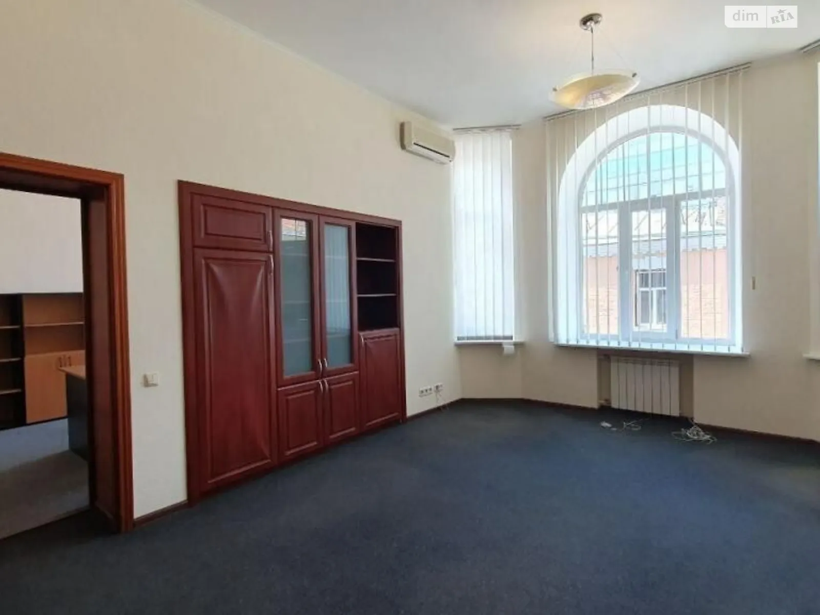 Продається 5-кімнатна квартира 133 кв. м у Києві, вул. Шота Руставелі, 15Б - фото 1
