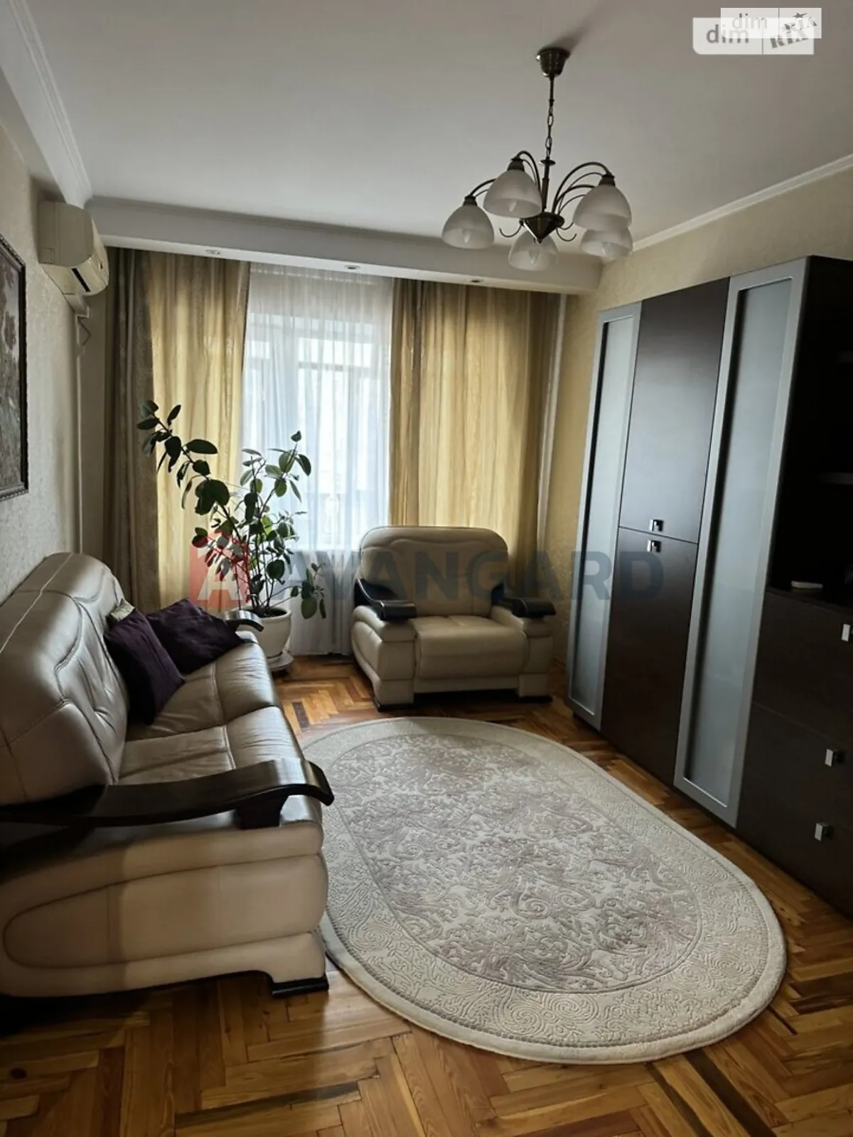 3-кімнатна квартира 67 кв. м у Запоріжжі, цена: 45000 $