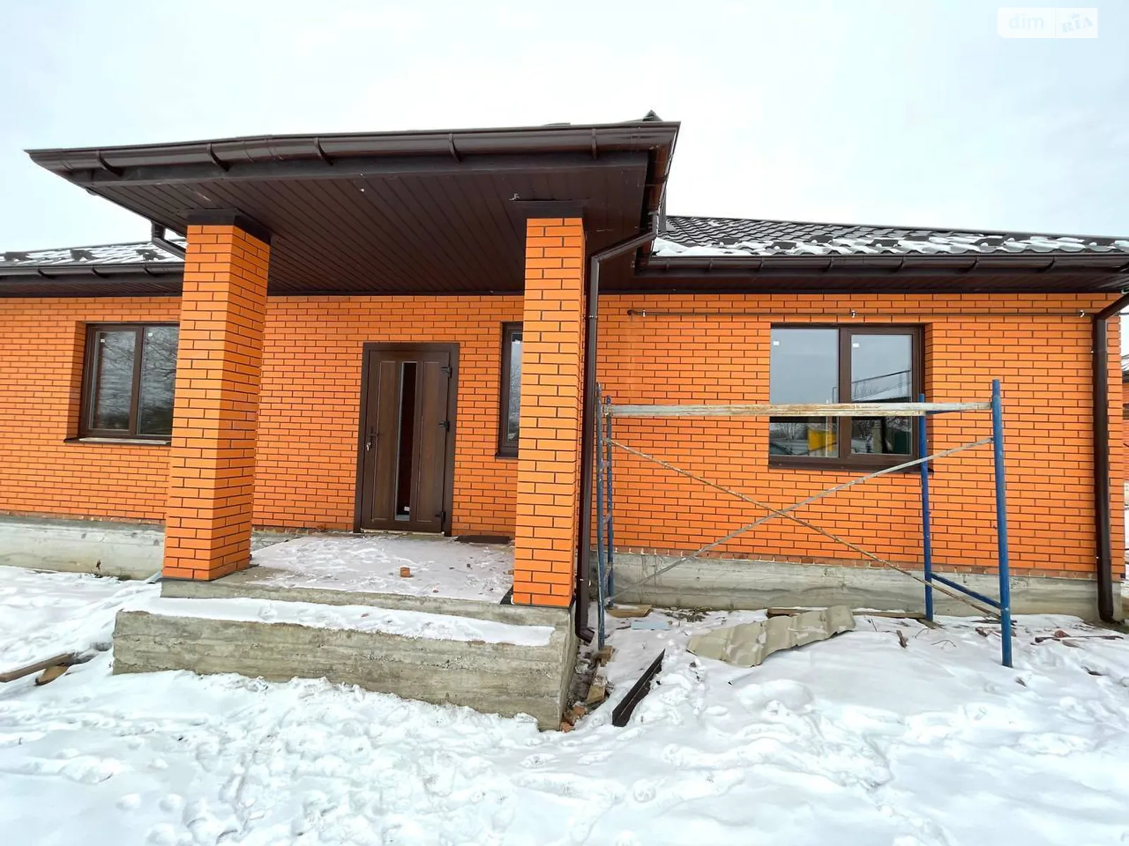 Продається одноповерховий будинок 105 кв. м з балконом, цена: 74998 $ - фото 1