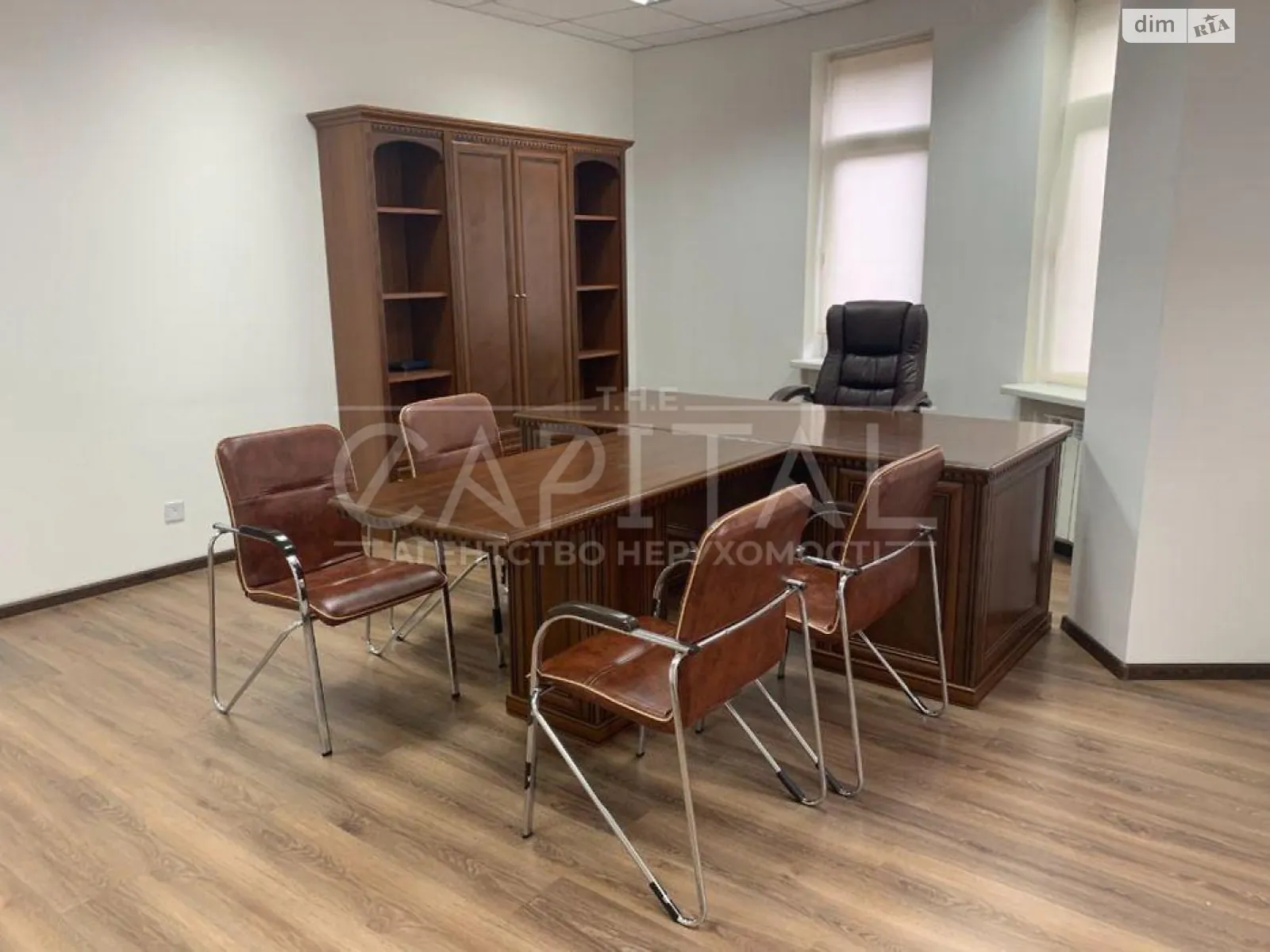 Здається в оренду офіс 153 кв. м в бізнес-центрі, цена: 2500 $ - фото 1