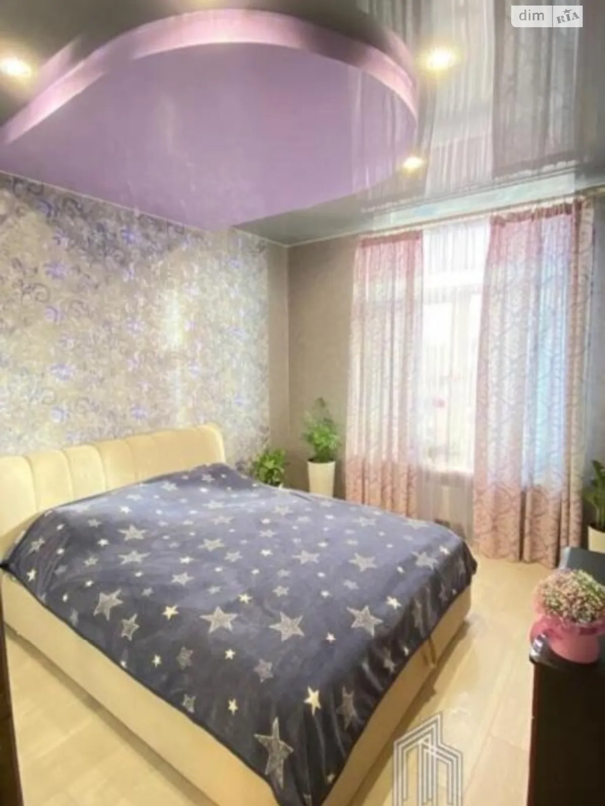 Продается 2-комнатная квартира 59 кв. м в Киеве, ул. Васильковая, 2А