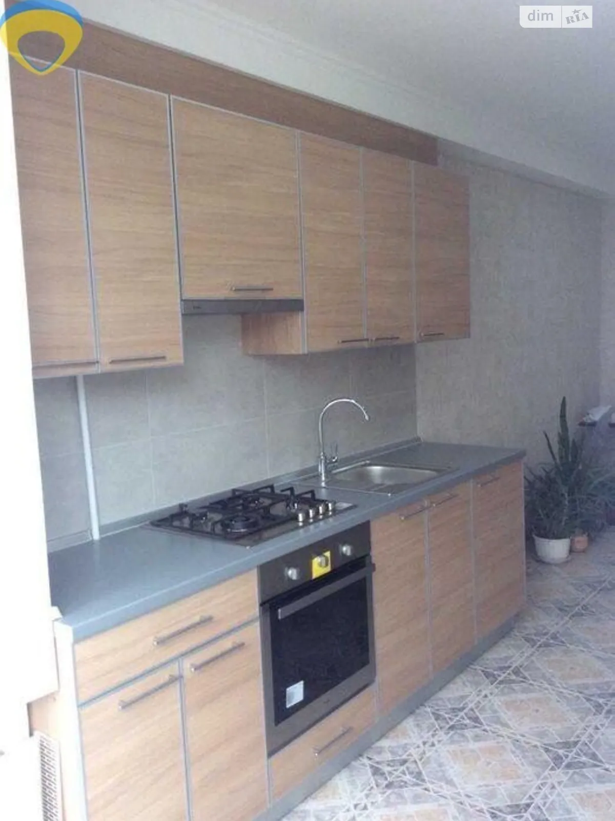 Продается 1-комнатная квартира 52 кв. м в Одессе, ул. Авдеева-Черноморского - фото 1