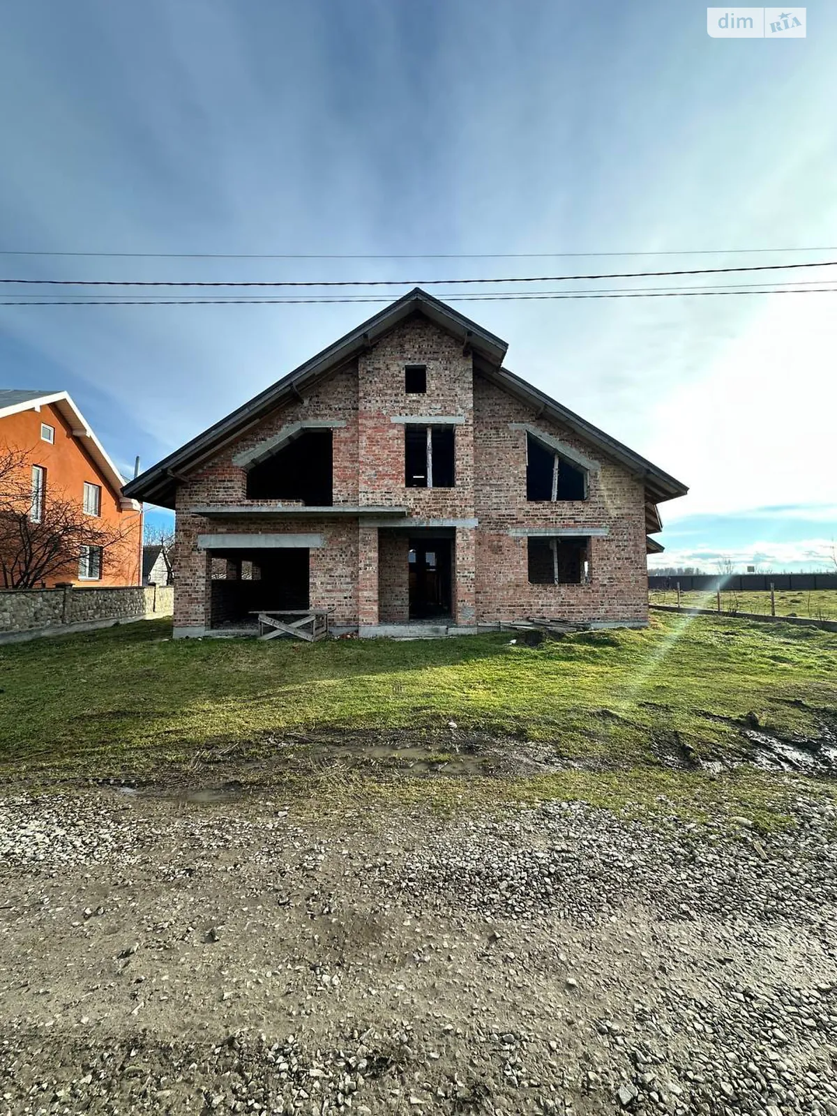 Продається будинок 2 поверховий 235 кв. м з верандою, цена: 94000 $ - фото 1