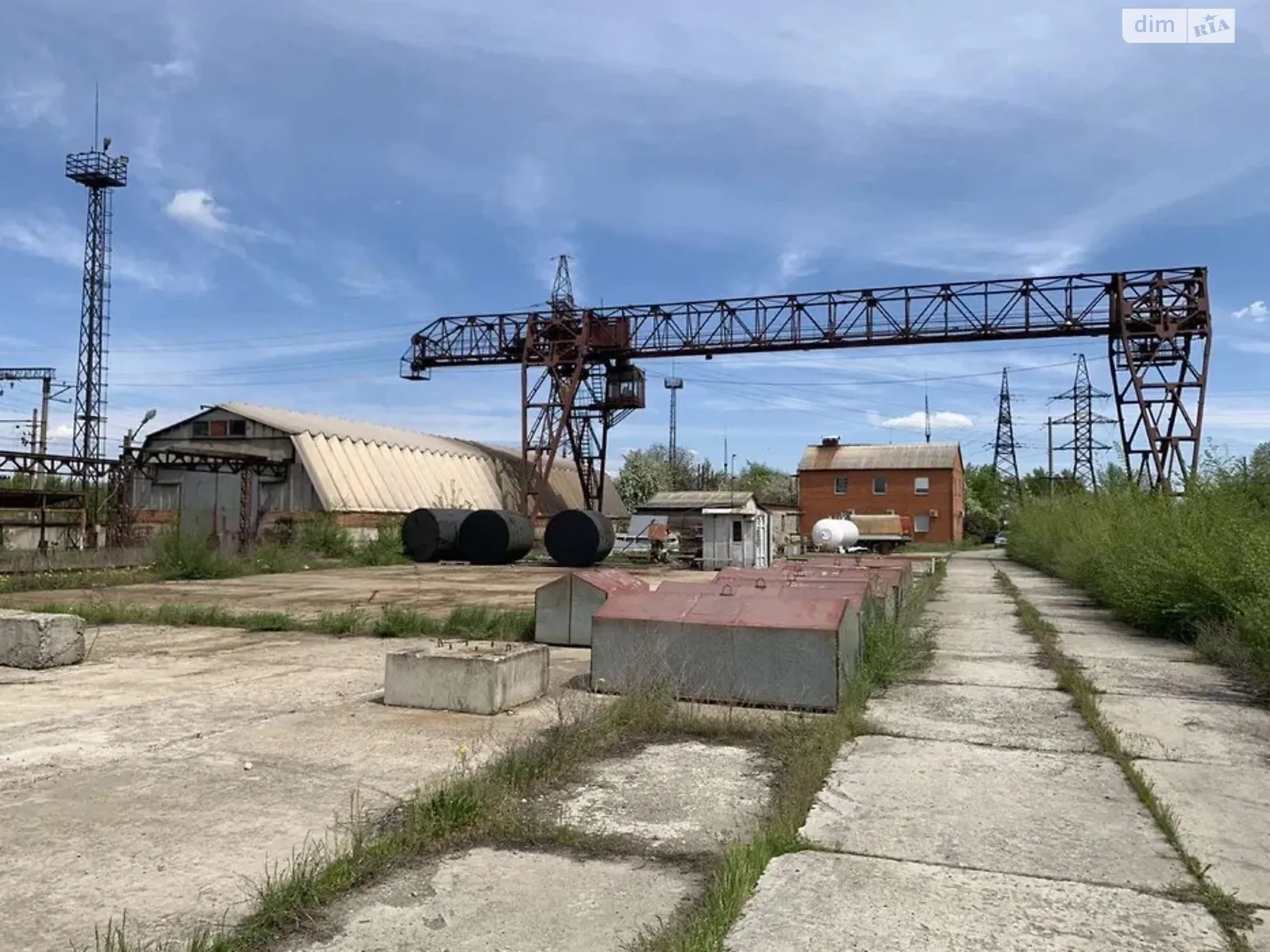 Продається приміщення вільного призначення 1000 кв. м в 1-поверховій будівлі, цена: 270000 $