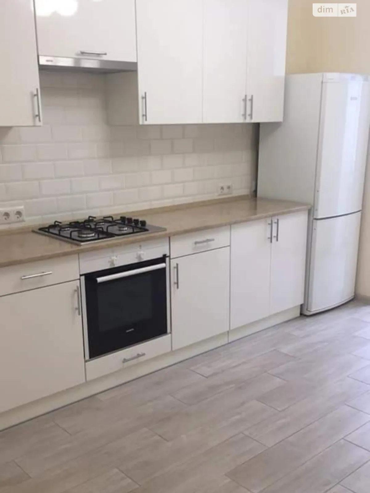 2-комнатная квартира 72.5 кв. м в Тернополе, цена: 350 $ - фото 1