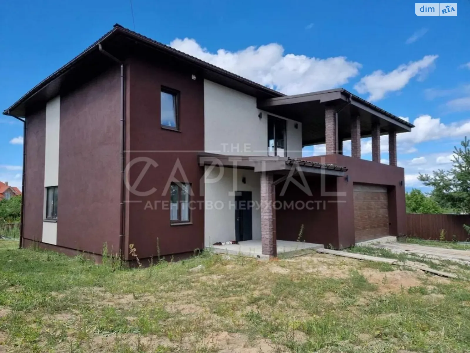 Продається будинок 2 поверховий 220 кв. м з каміном, цена: 258000 $