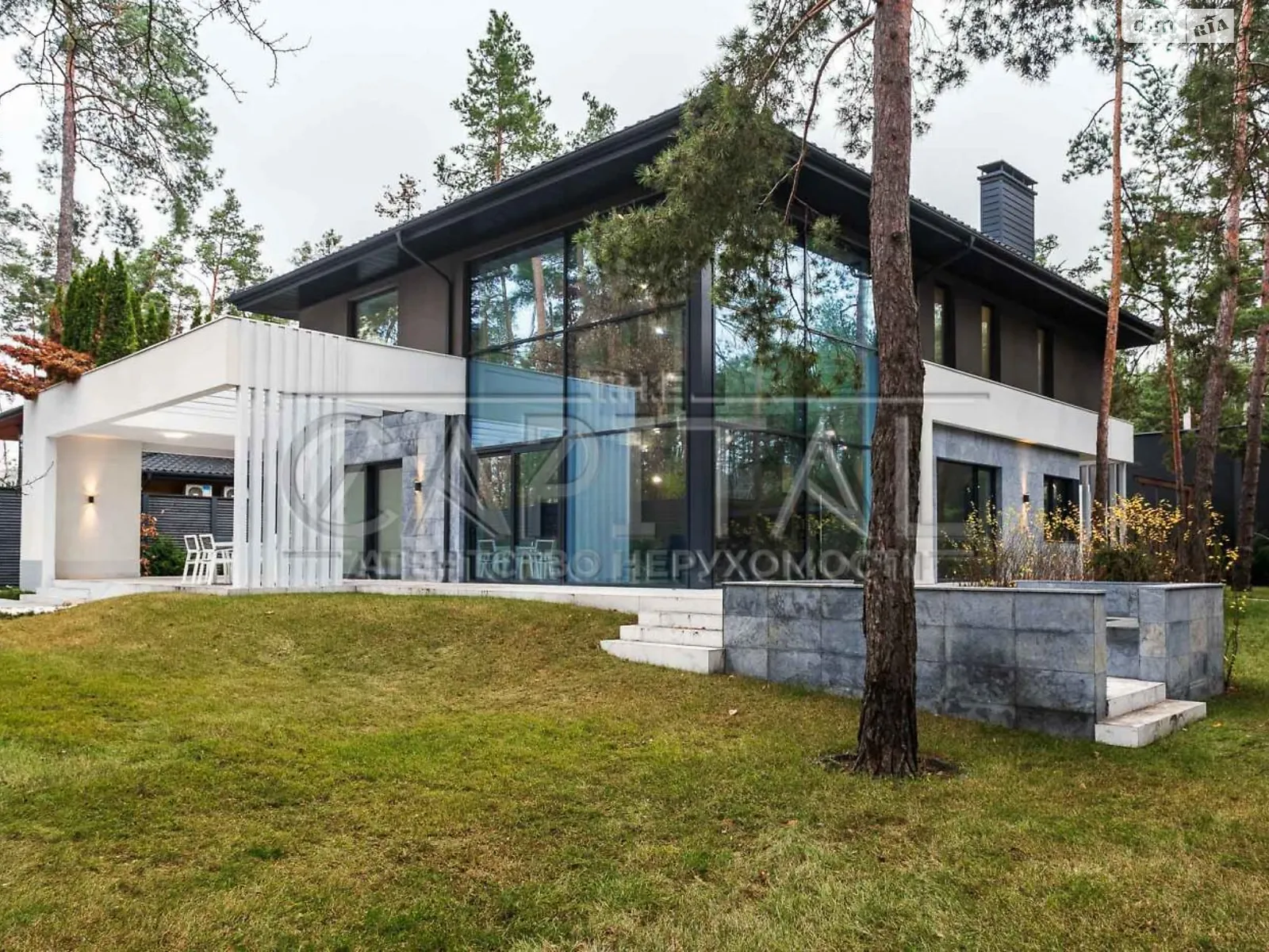 Продается дом на 2 этажа 520 кв. м с мансардой, цена: 850000 $ - фото 1