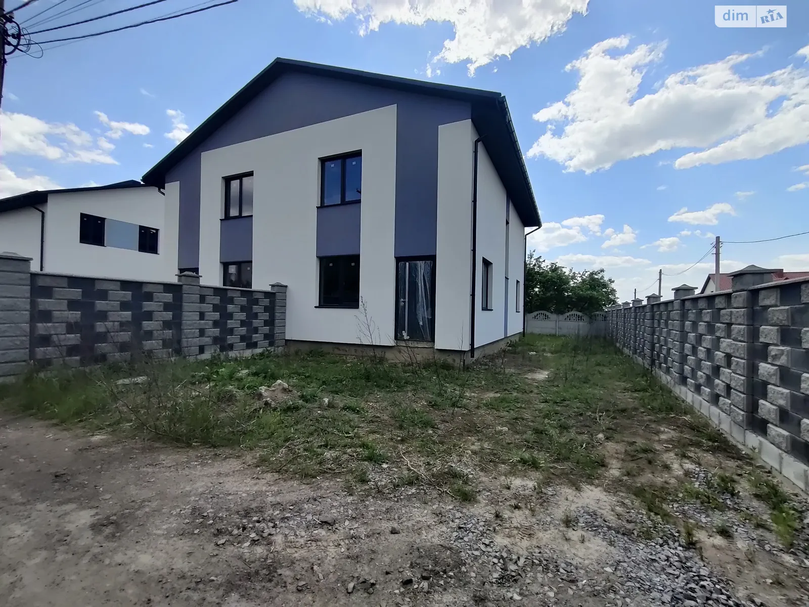 Продается часть дома 110 кв. м с камином, цена: 58999 $ - фото 1