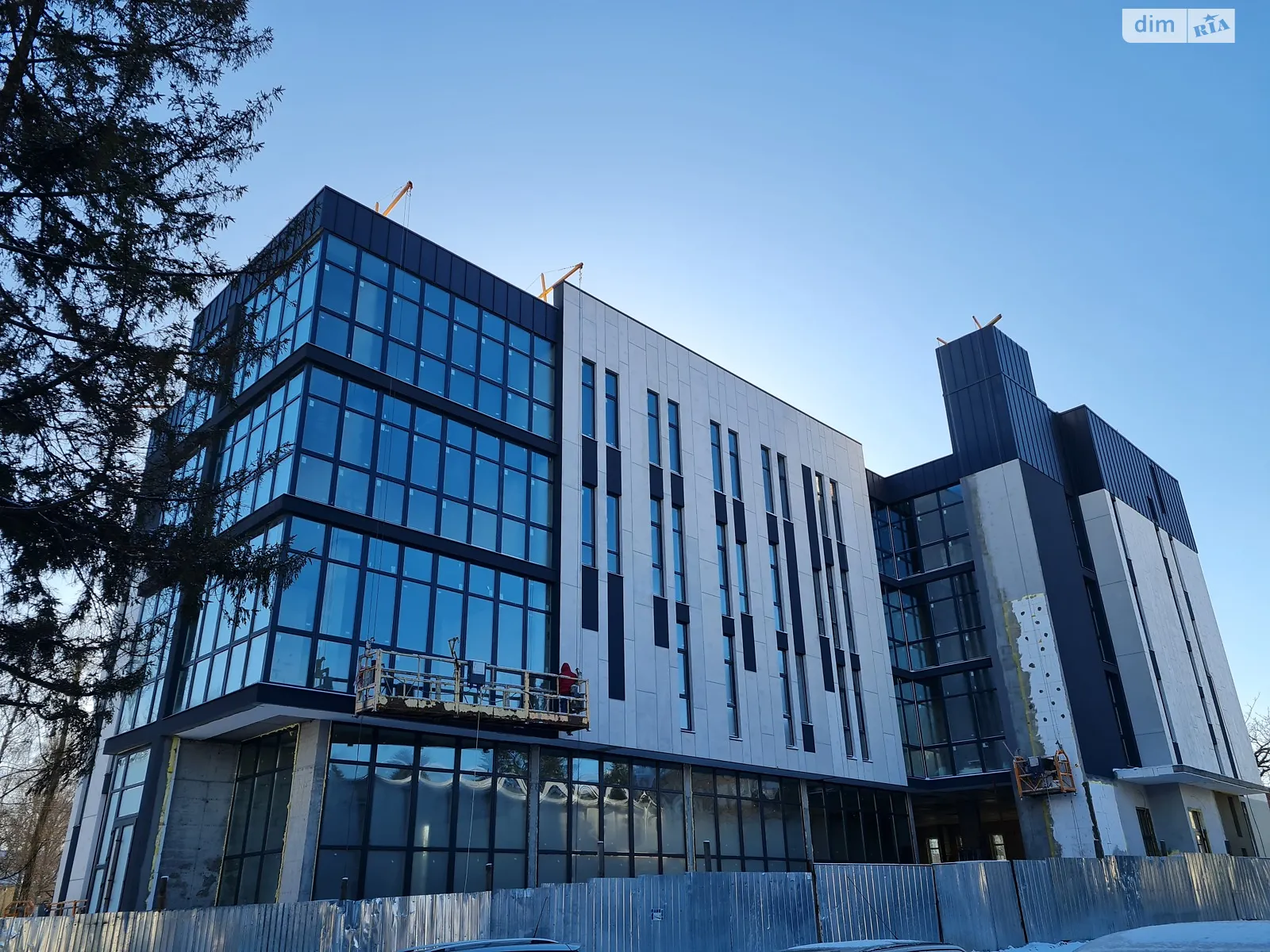 Продается помещения свободного назначения 28 кв. м в 4-этажном здании, цена: 33600 $ - фото 1