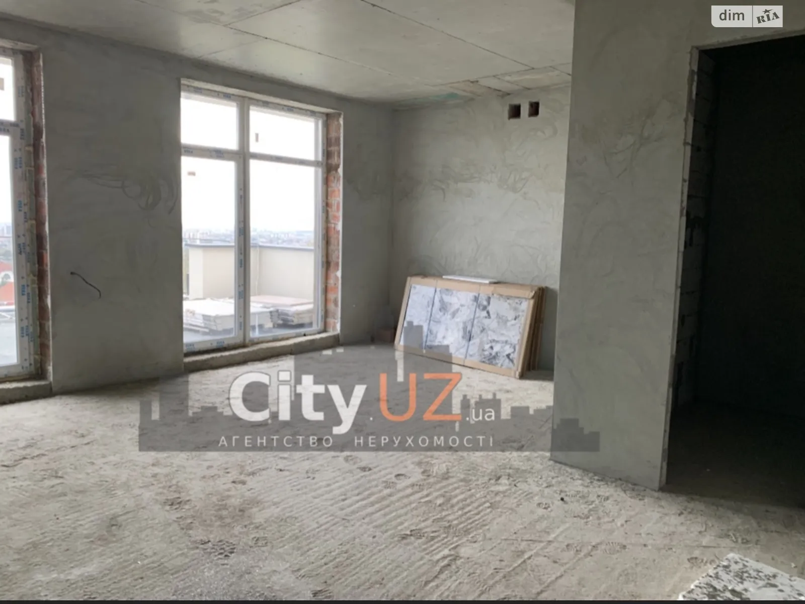 Продается 1-комнатная квартира 46 кв. м в Ужгороде, пер. Вербный - фото 1