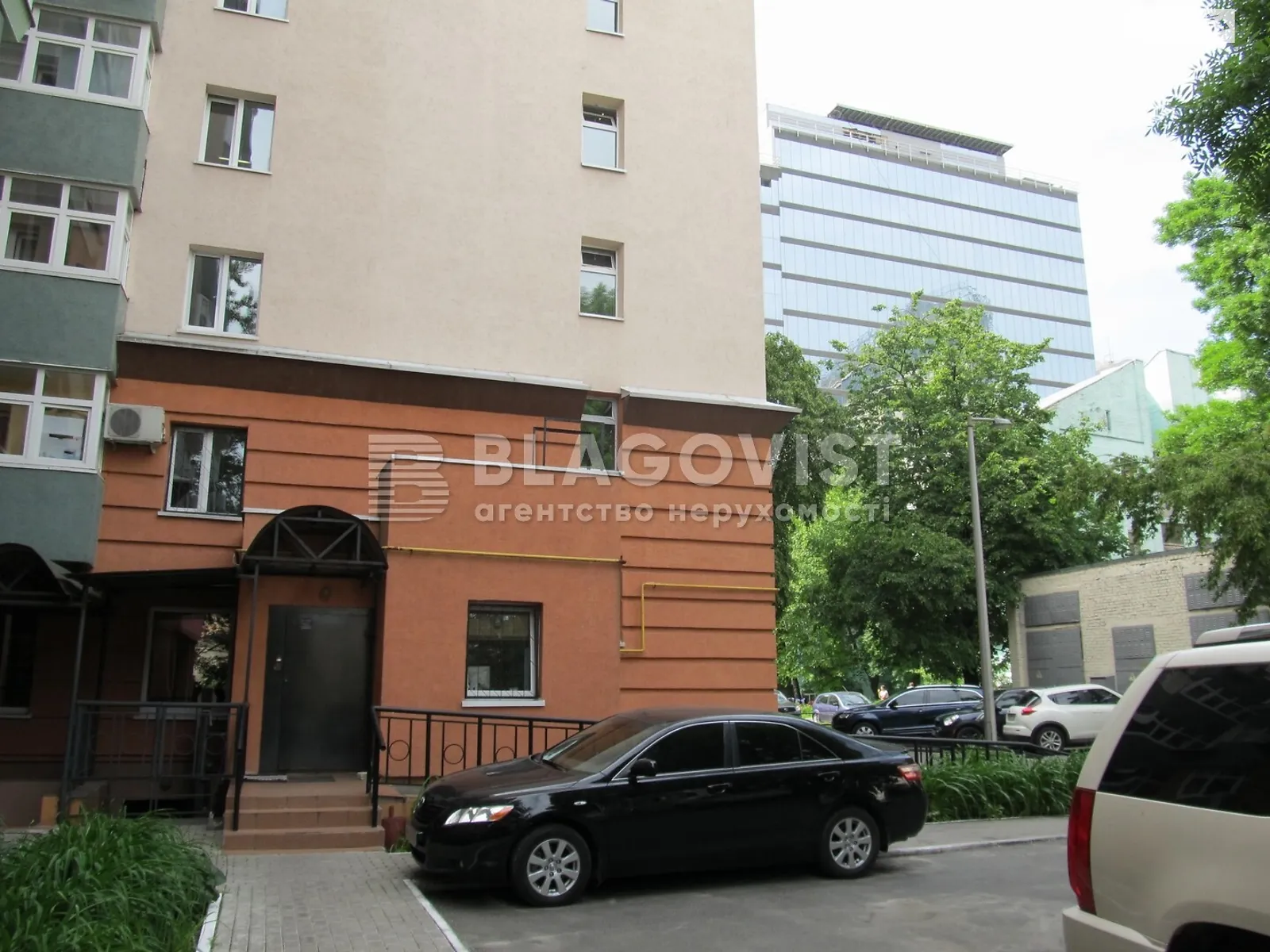Продается 2-комнатная квартира 47 кв. м в Киеве, ул. Рыбальская, 8 - фото 1