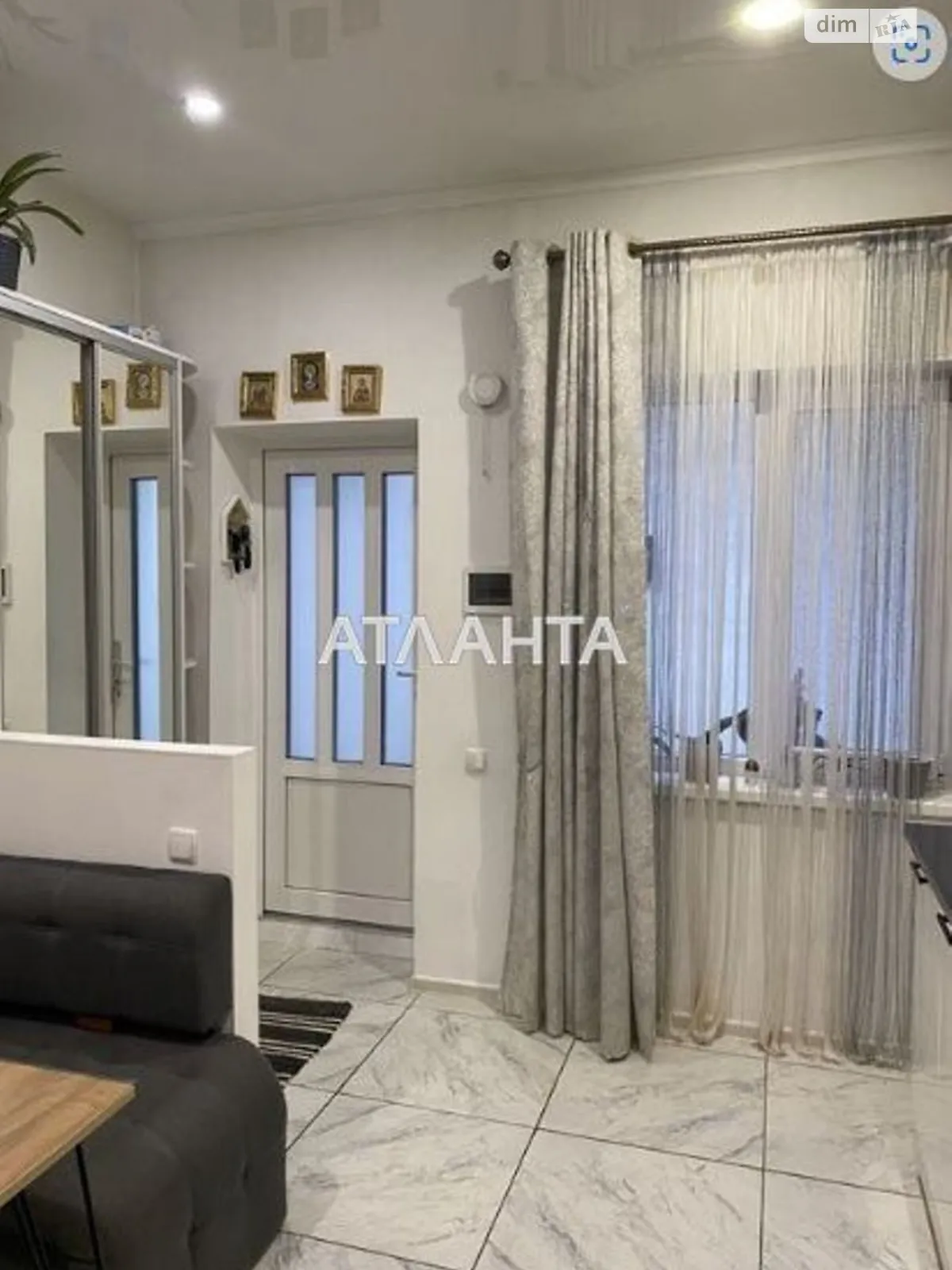 Продается 1-комнатная квартира 48 кв. м в Одессе, ул. Патриотическая - фото 1