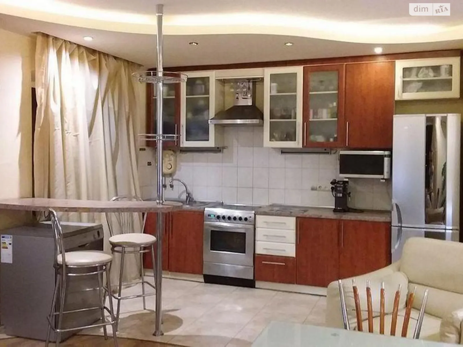 Продается 3-комнатная квартира 122 кв. м в Харькове, ул. Академика Павлова, 144