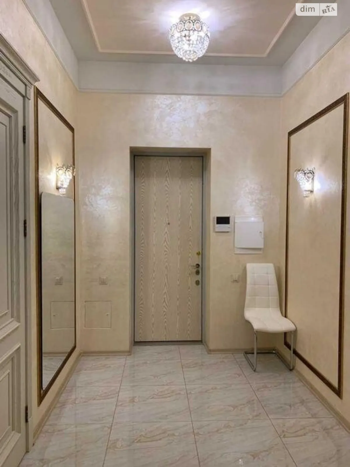 Продается 3-комнатная квартира 82 кв. м в Киеве - фото 2