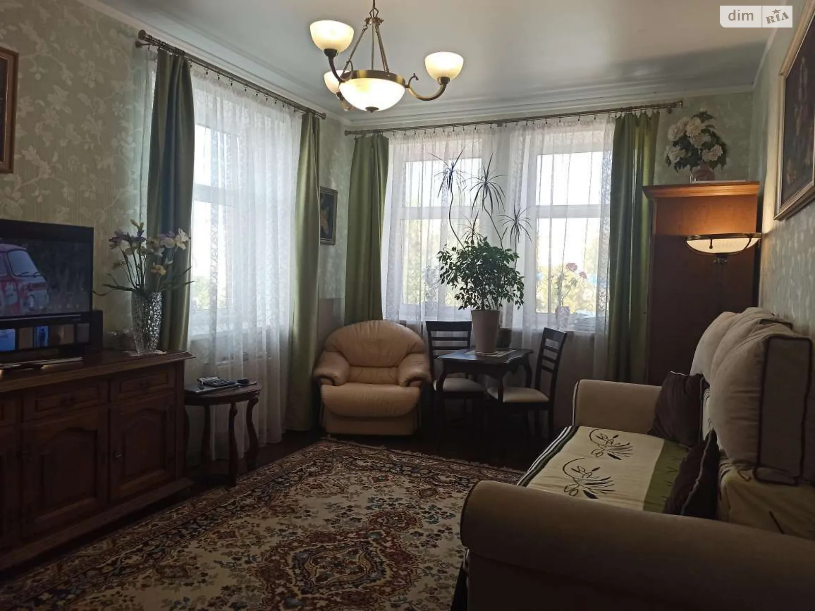 Продается 3-комнатная квартира 94.8 кв. м в Ирпене, ул. Шевченко, 4Д - фото 1