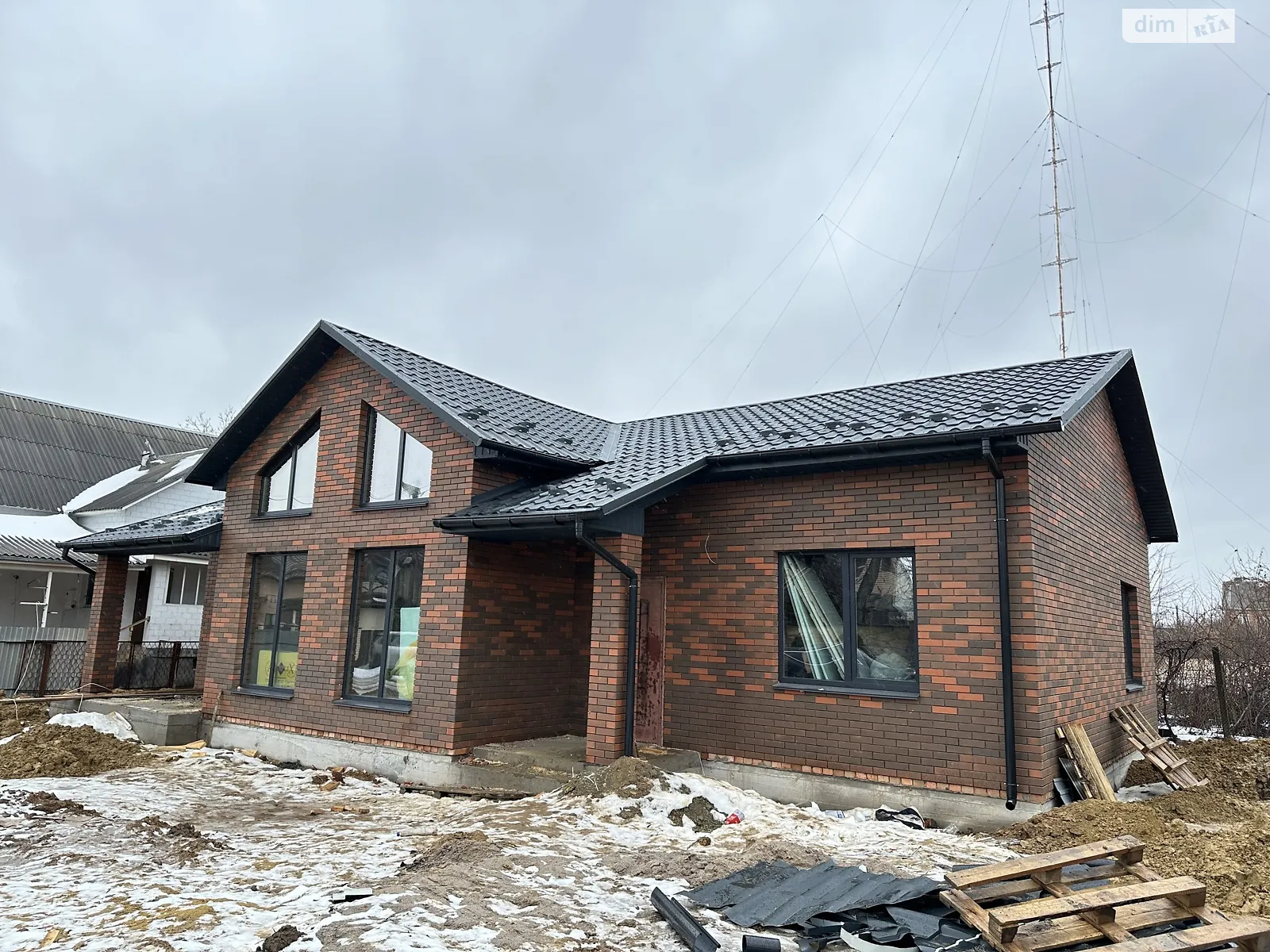 Продается одноэтажный дом 120 кв. м с верандой, цена: 130000 $ - фото 1