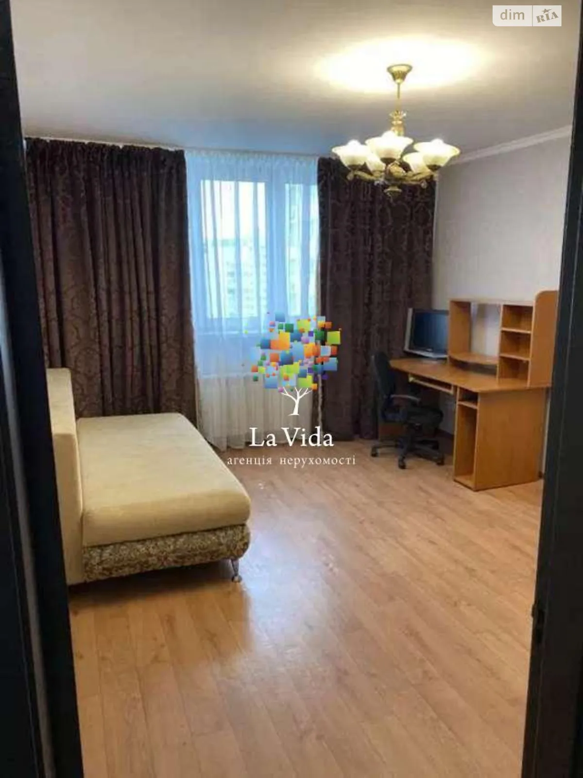 Продается 1-комнатная квартира 43 кв. м в Киеве, цена: 63000 $
