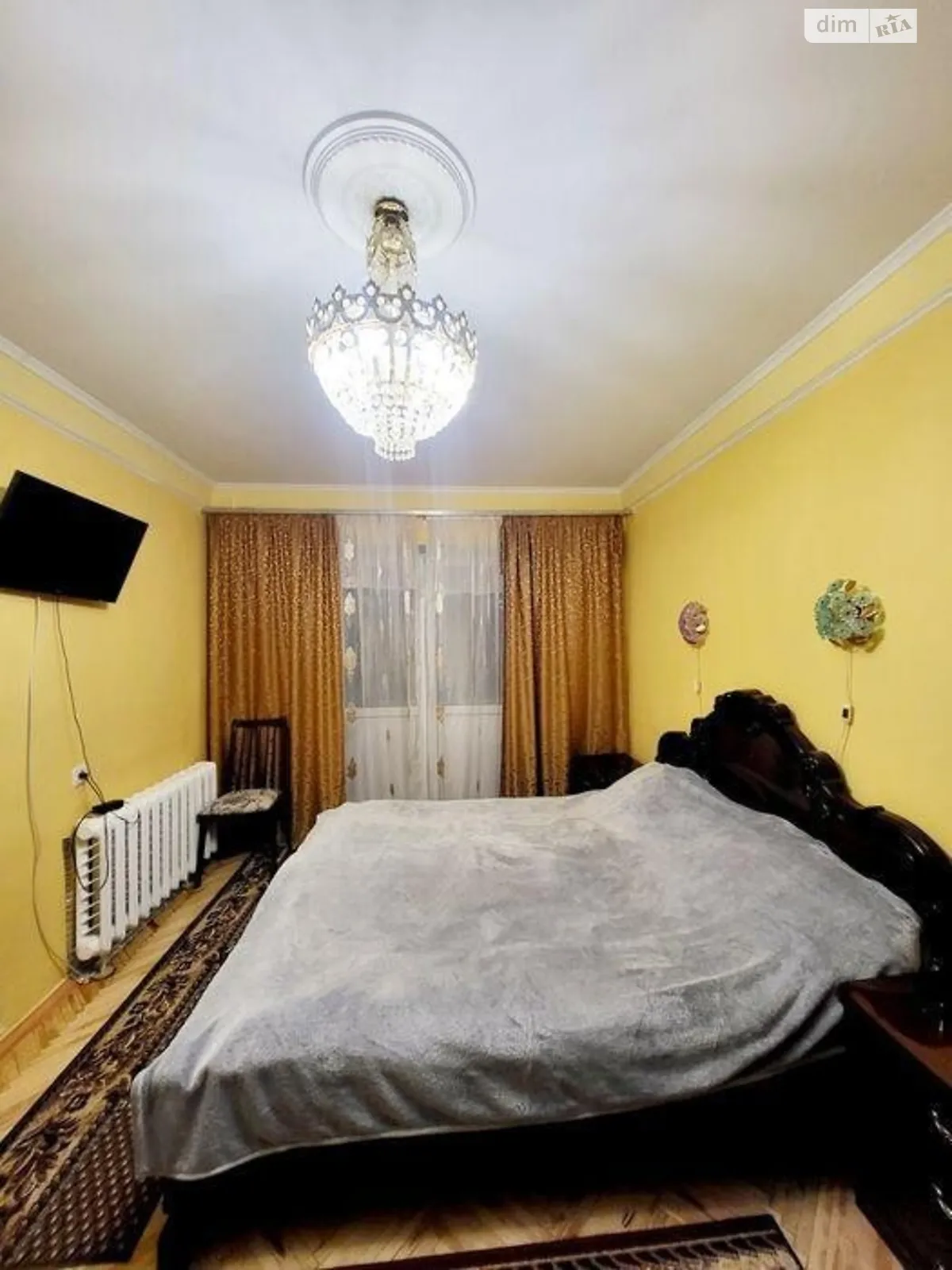 Продается 3-комнатная квартира 72.2 кв. м в Киеве, просп. Голосеевский(40-летия Октября), 116А