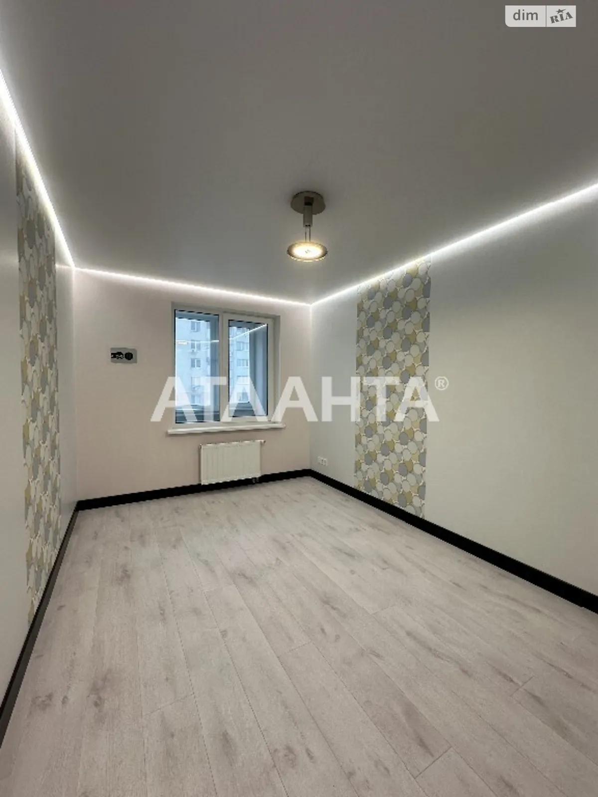 Продается 2-комнатная квартира 62.6 кв. м в Одессе, цена: 65000 $