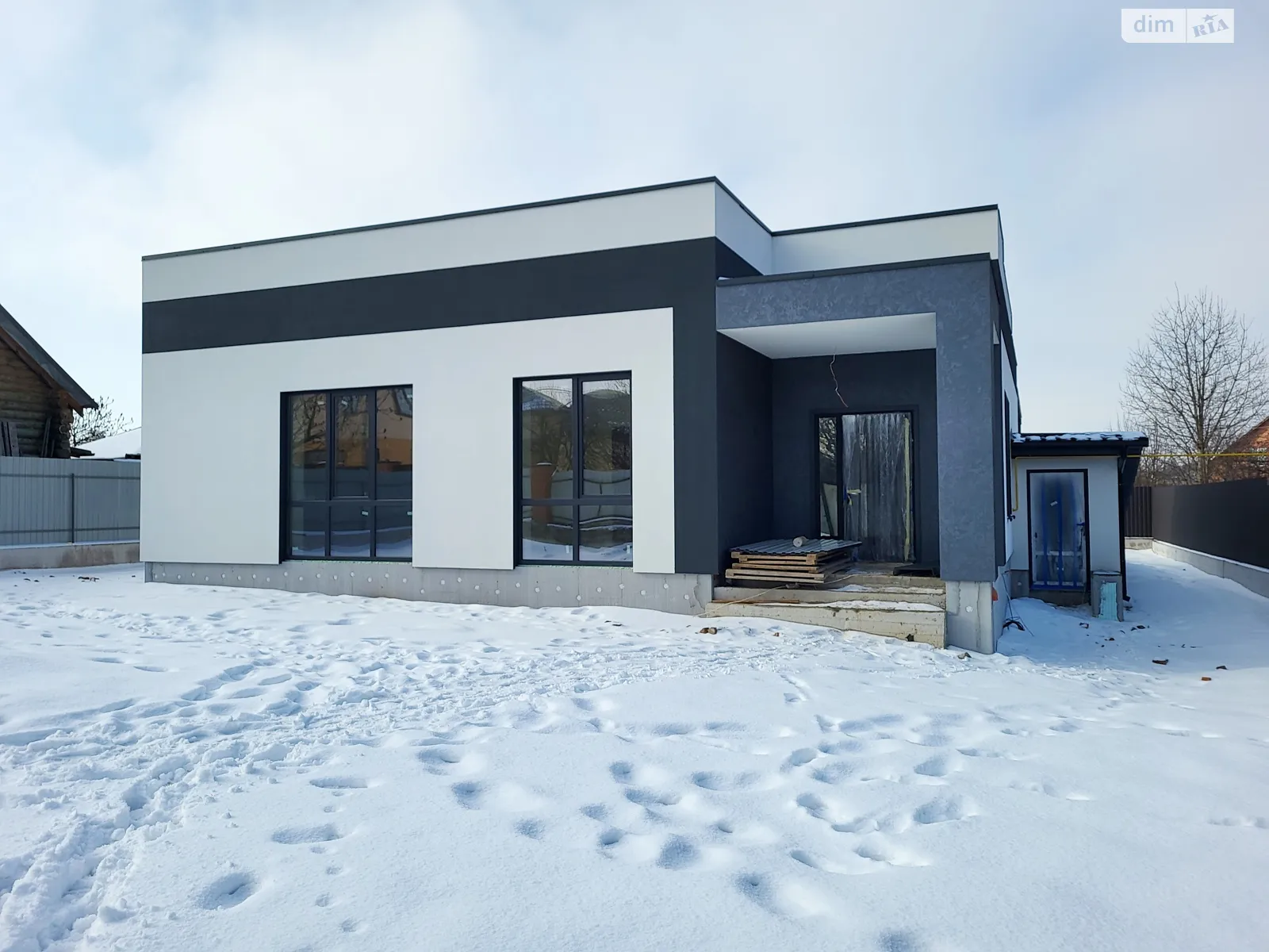 Продается одноэтажный дом 120 кв. м с террасой, цена: 130000 $ - фото 1