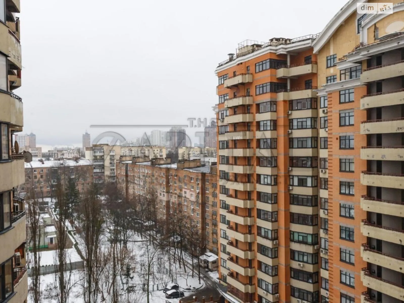 Сдается в аренду 3-комнатная квартира 136 кв. м в Киеве - фото 3