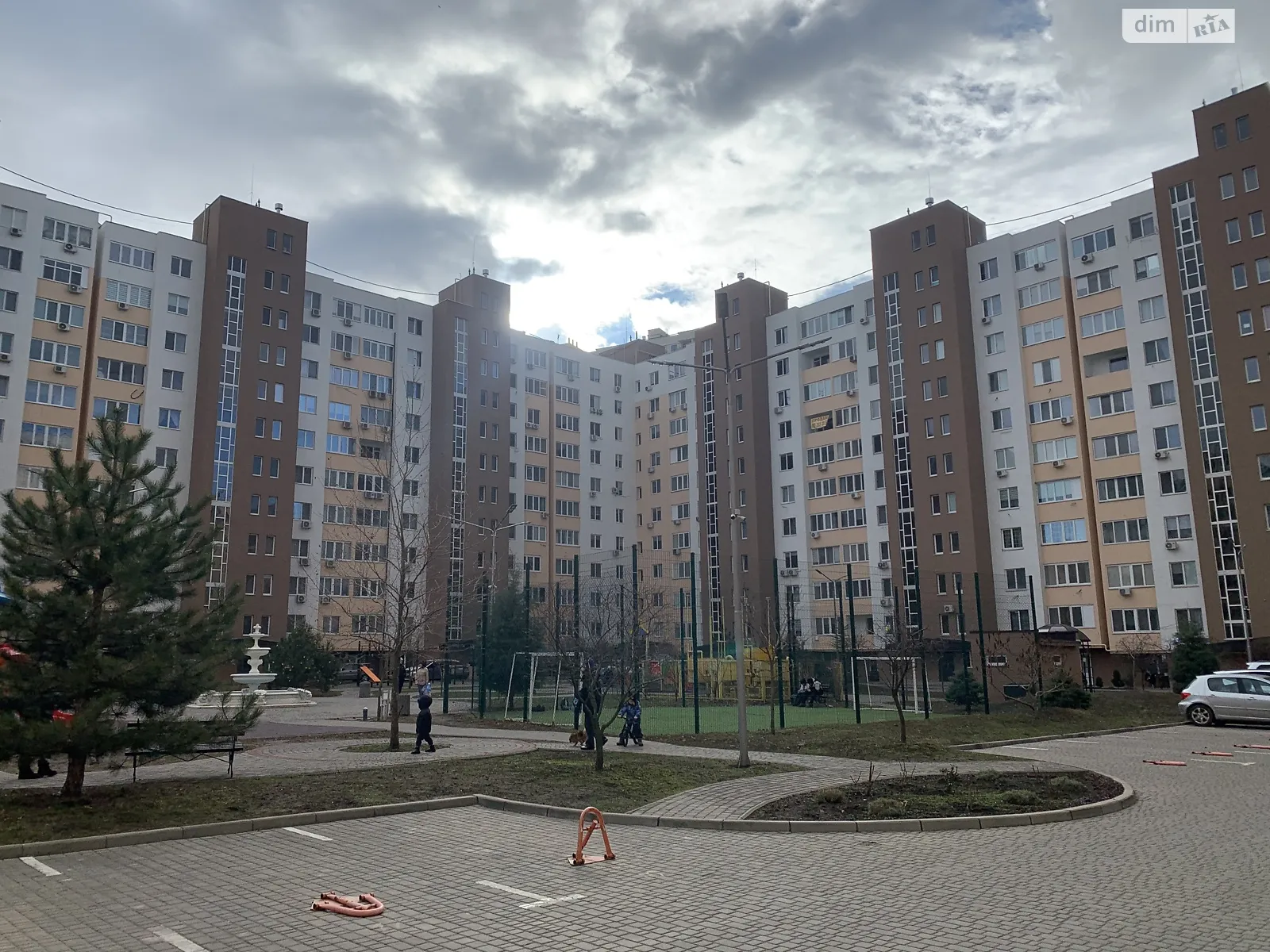 Продается 3-комнатная квартира 74 кв. м в Одессе, ул. Академика Сахарова, 9А - фото 1