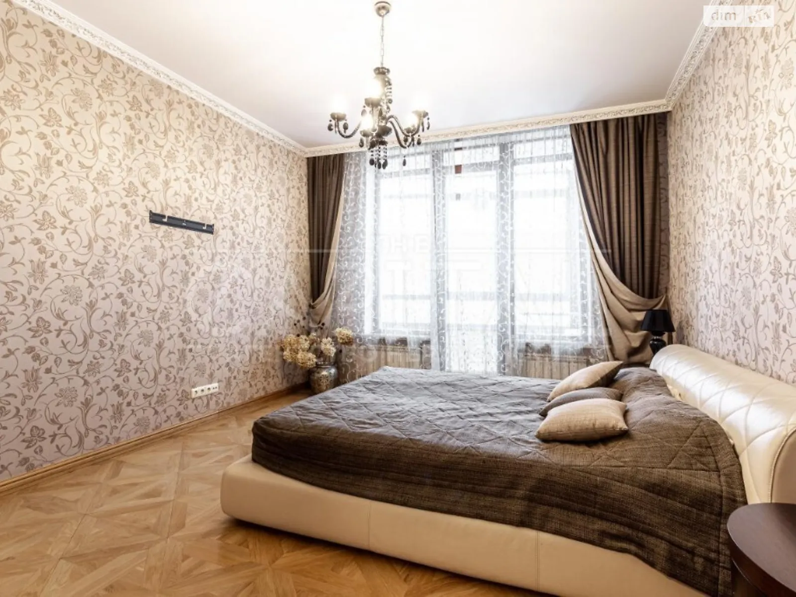 Сдается в аренду 3-комнатная квартира 135 кв. м в Киеве - фото 2