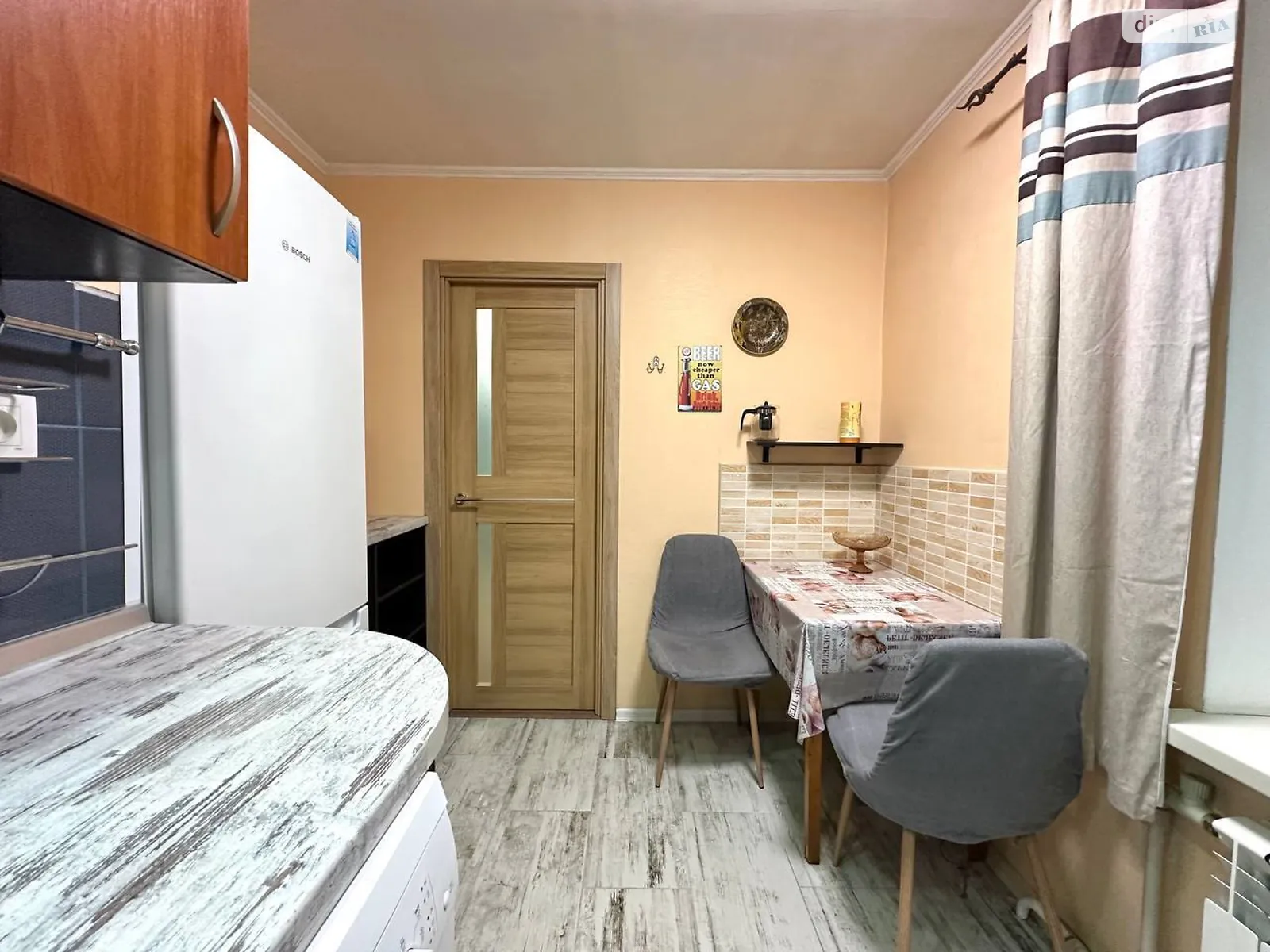 Продается 1-комнатная квартира 39 кв. м в Днепре, цена: 37000 $