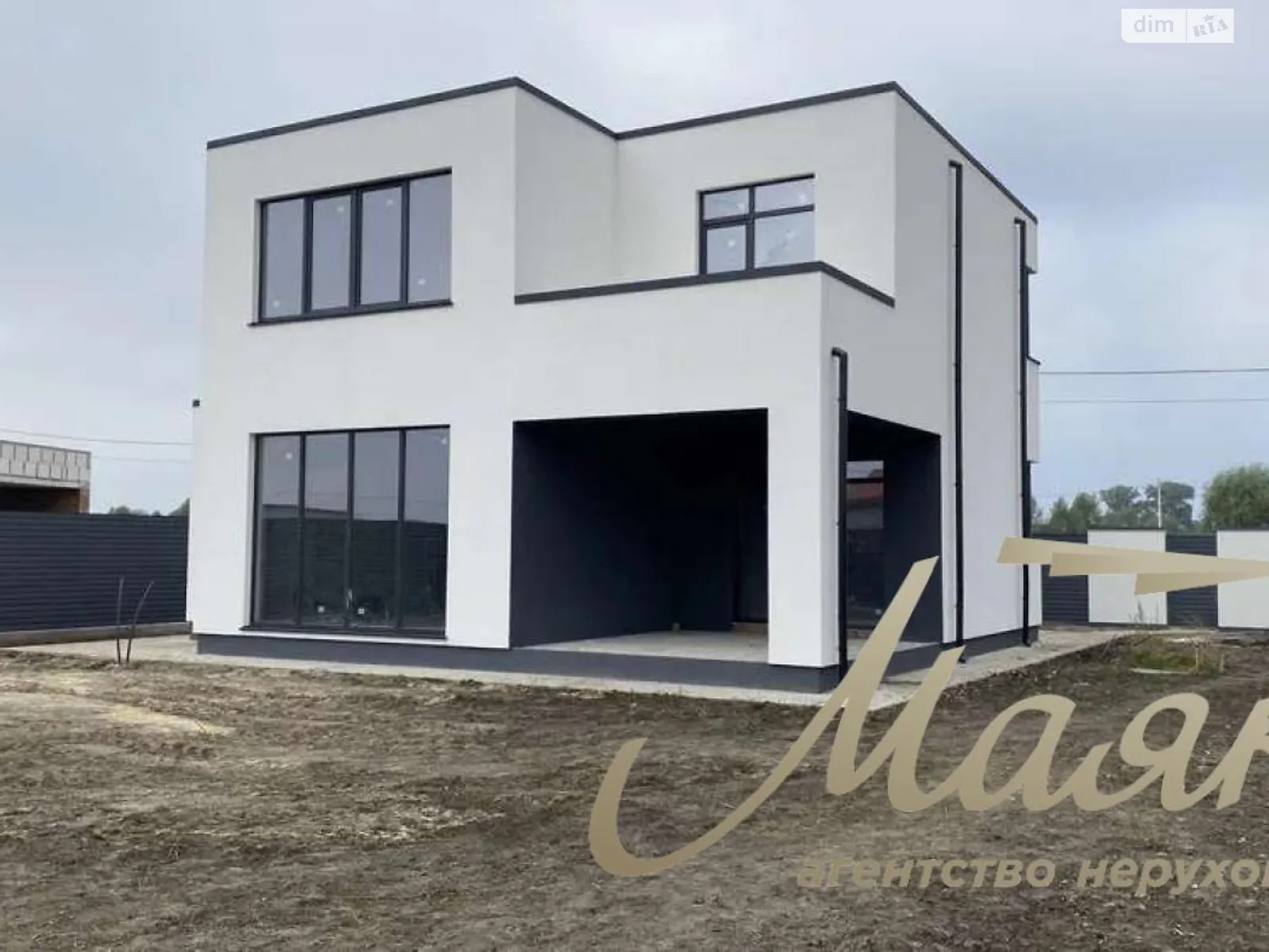 Продається будинок 2 поверховий 140 кв. м з гаражем, цена: 125000 $ - фото 1