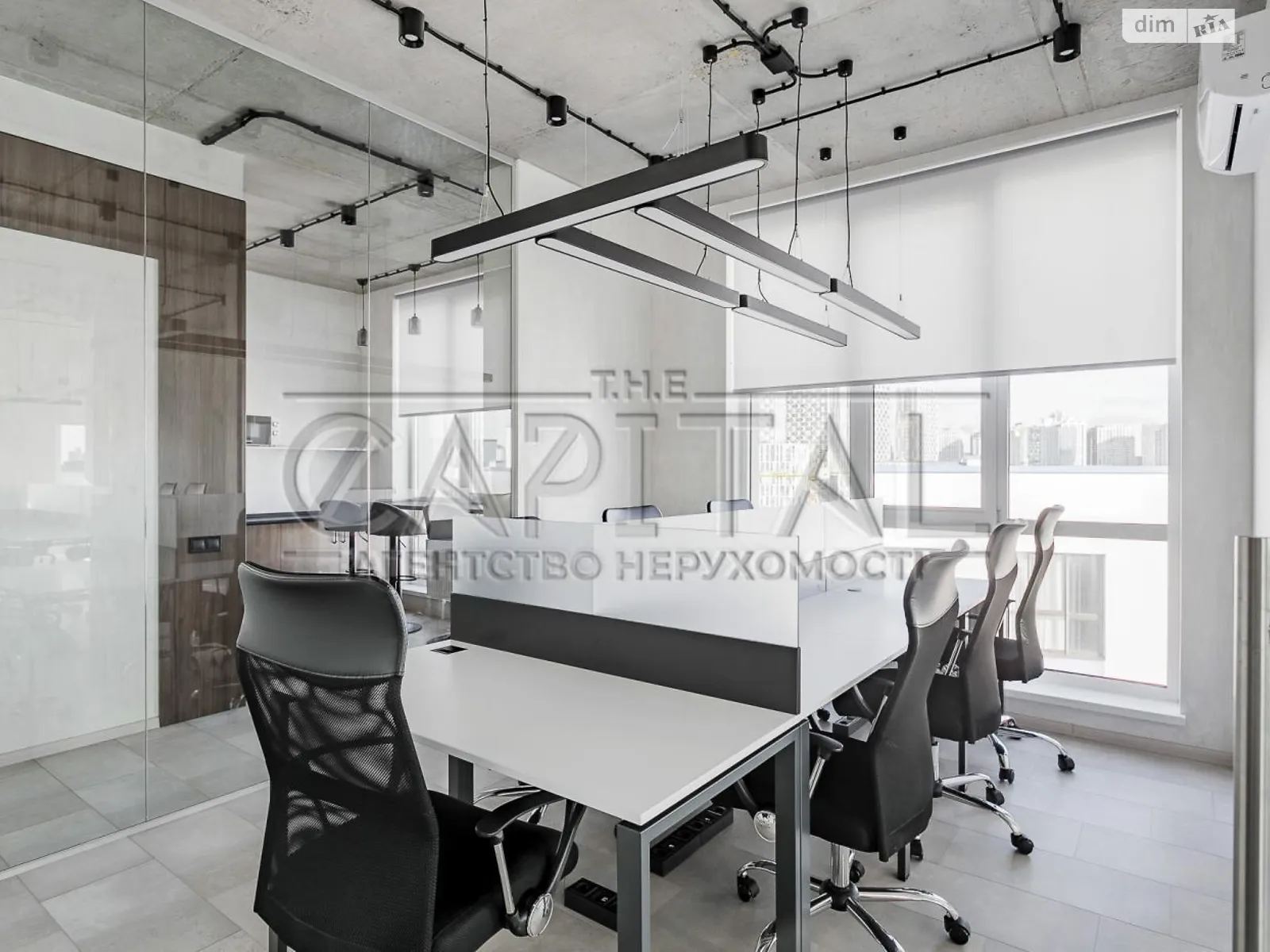 Продается офис 106 кв. м в бизнес-центре, цена: 210000 $