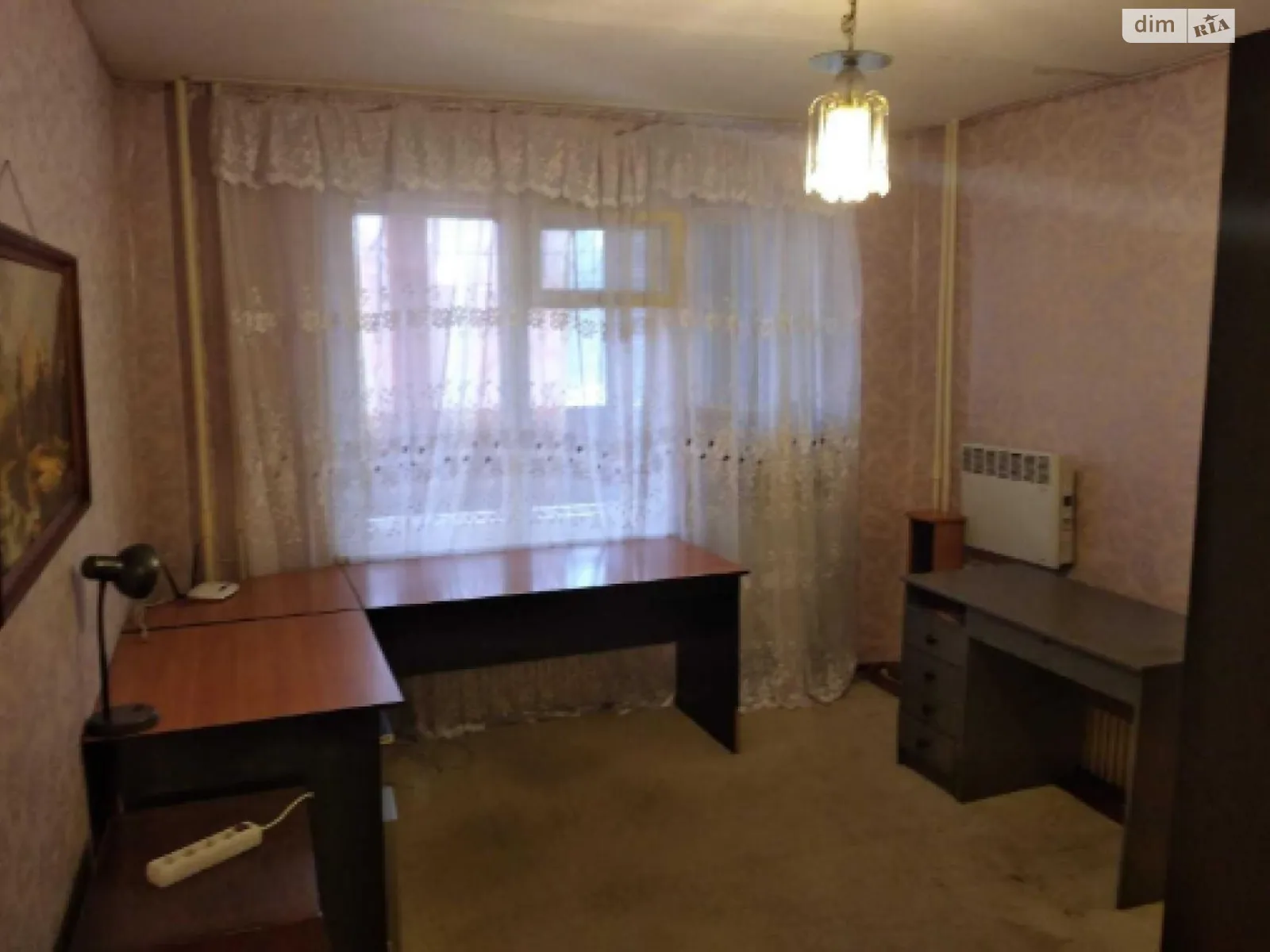 Продається 1-кімнатна квартира 37.8 кв. м у Дніпрі, вул. Богомаза