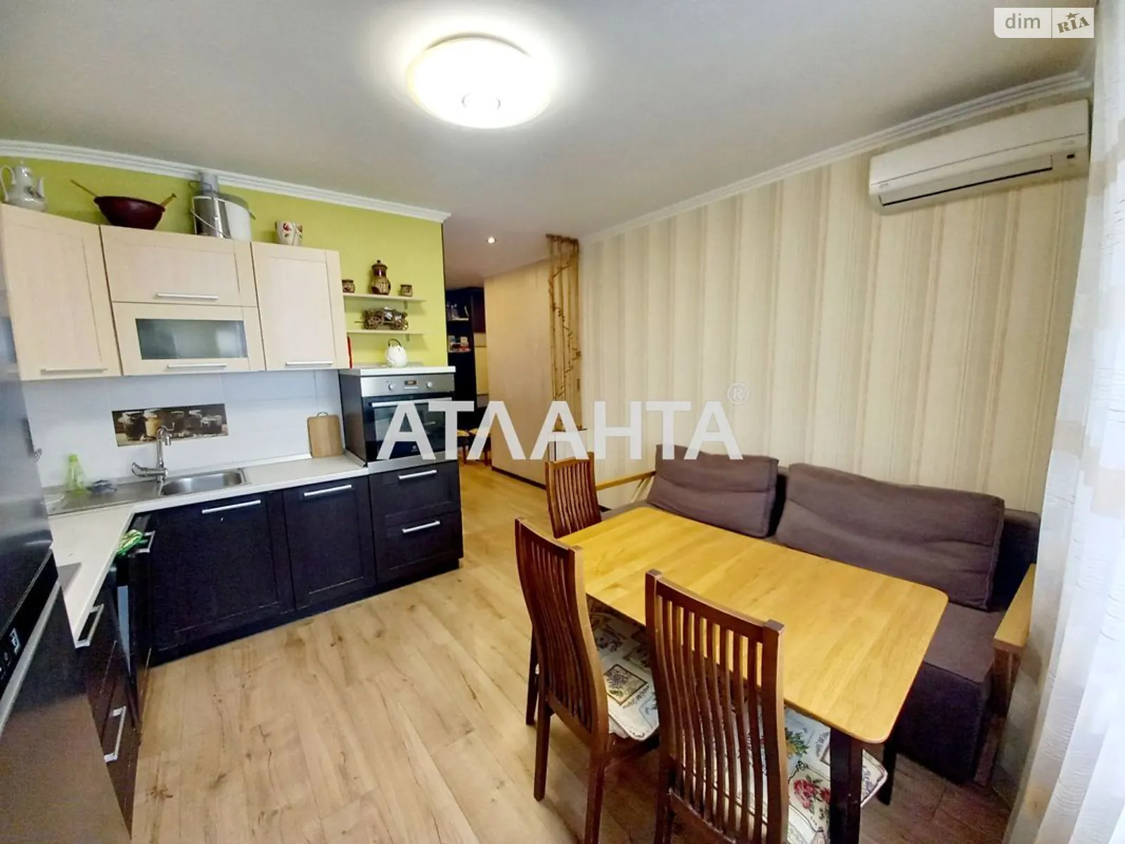 Продается 2-комнатная квартира 75 кв. м в Львове, цена: 110000 $ - фото 1