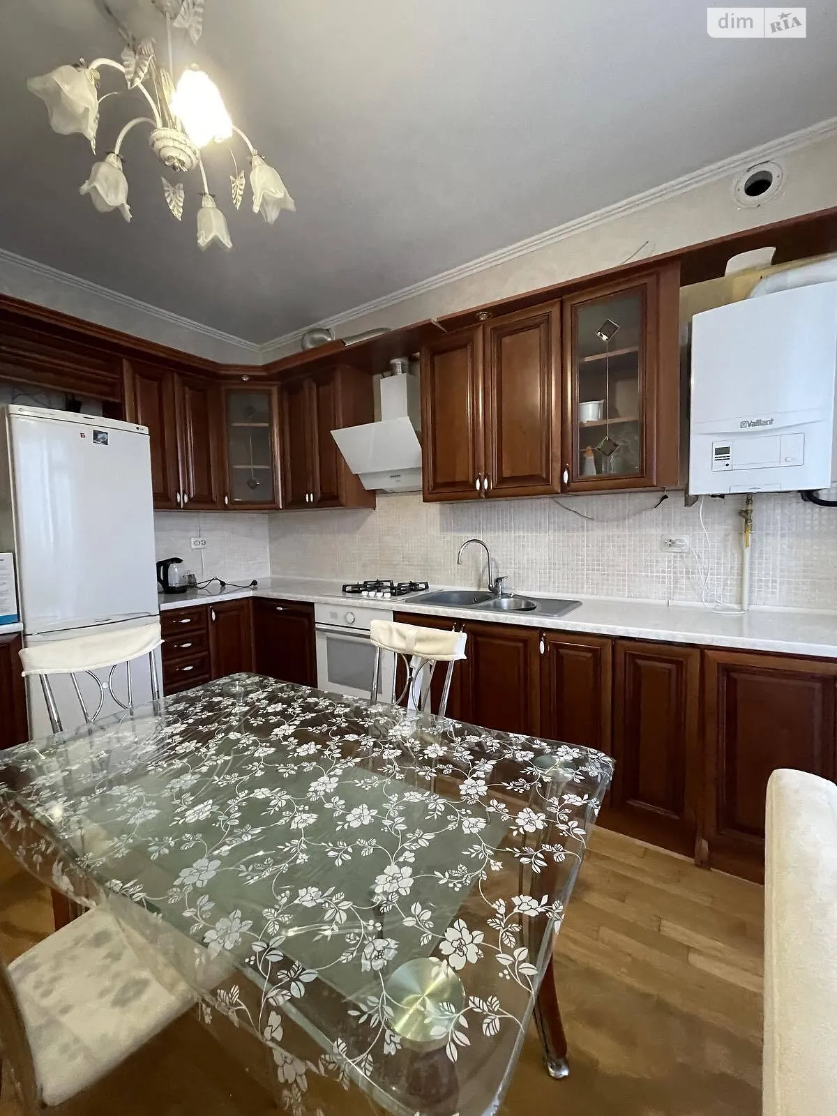 2-комнатная квартира 65 кв. м в Тернополе, цена: 230 $