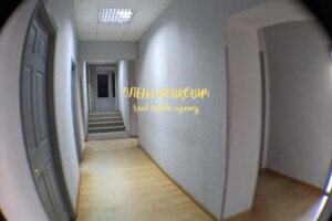 Долгосрочная аренда офисного помещения, Ивано-Франковск, р‑н. Центр, Стрельцов Сечевых улица